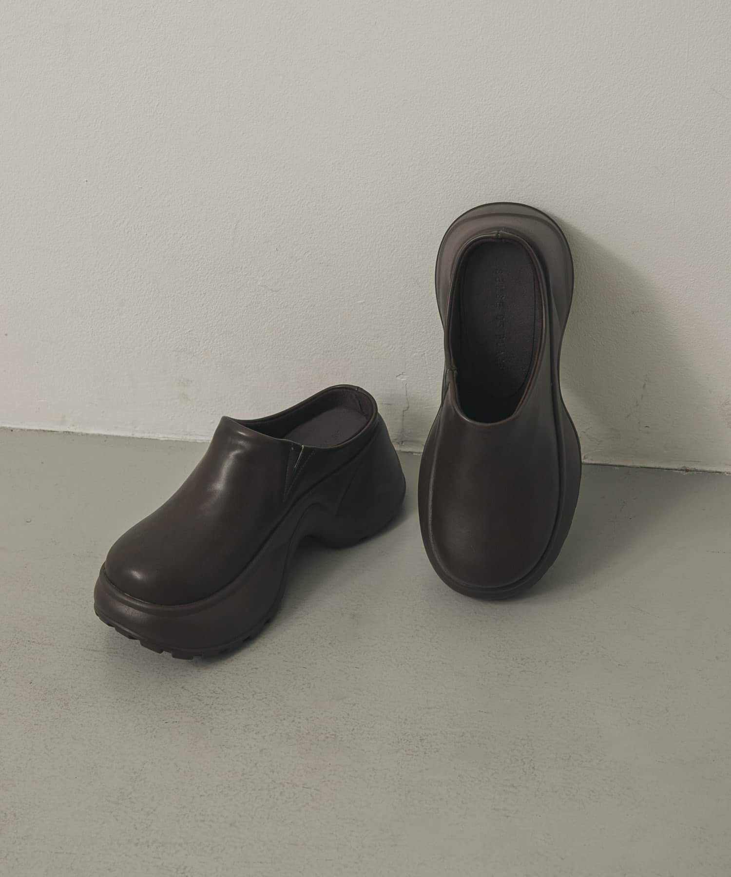 ボリュームソールサボサンダル BROWN M