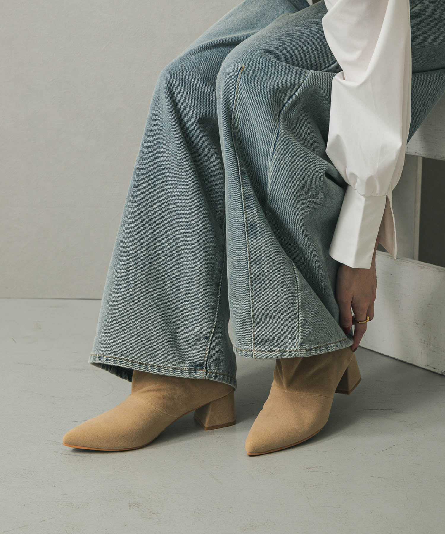 ワイドシャフトミドルブーツ BEIGE S