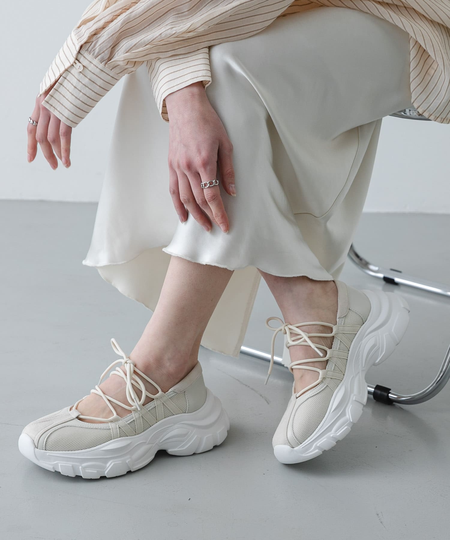 レースアップバレエスニーカー IVORY S
