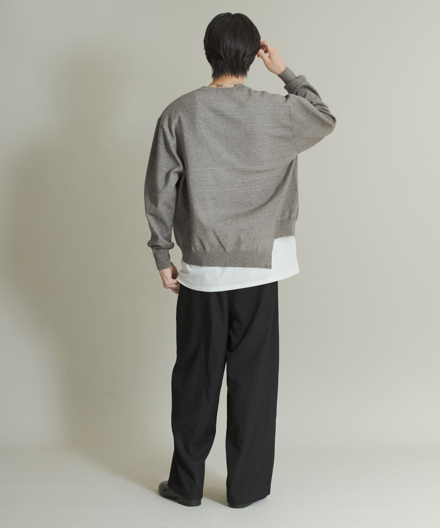 アシメクルーネックニット GRAY L