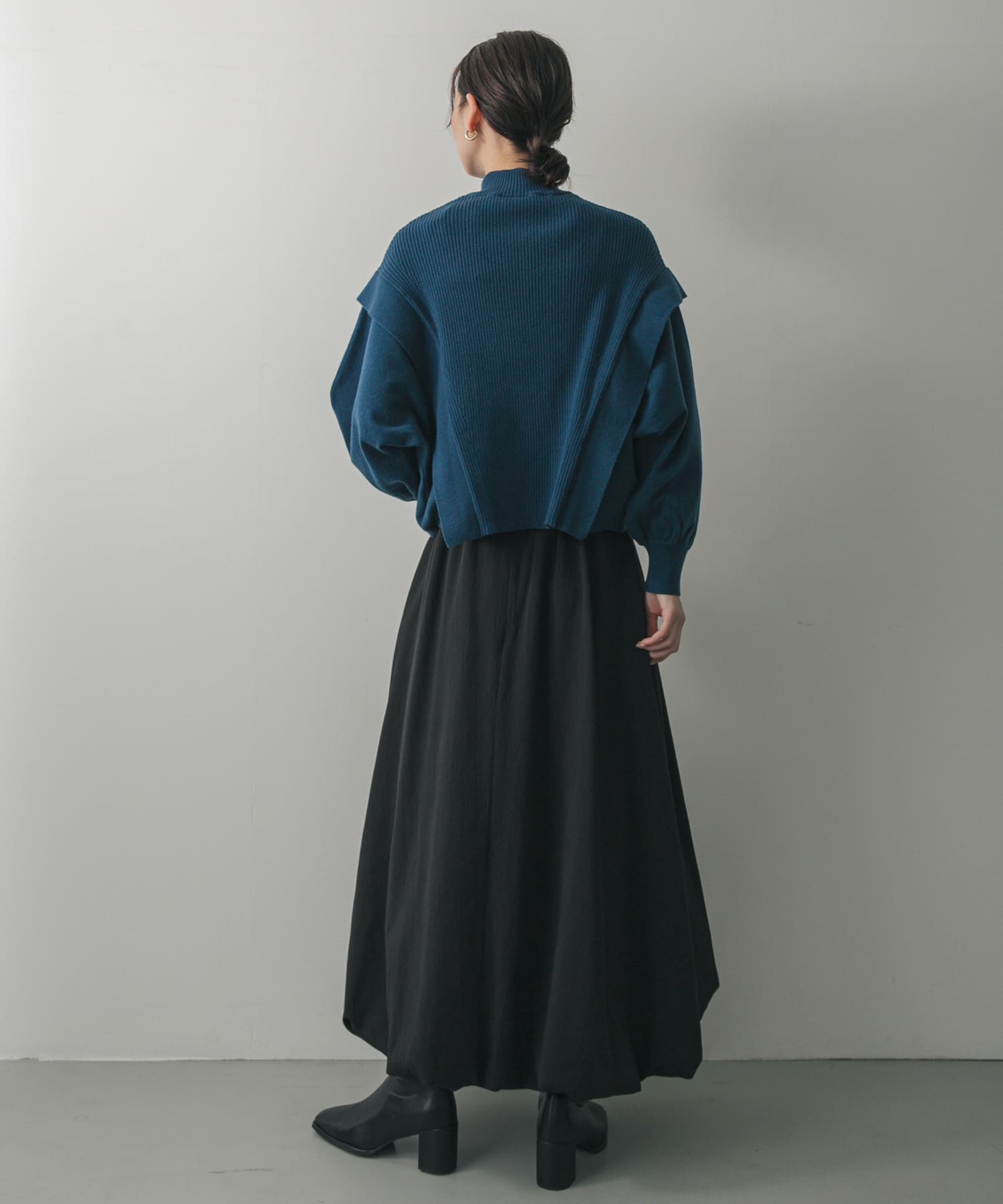 身長 : 169cm サイズ : one