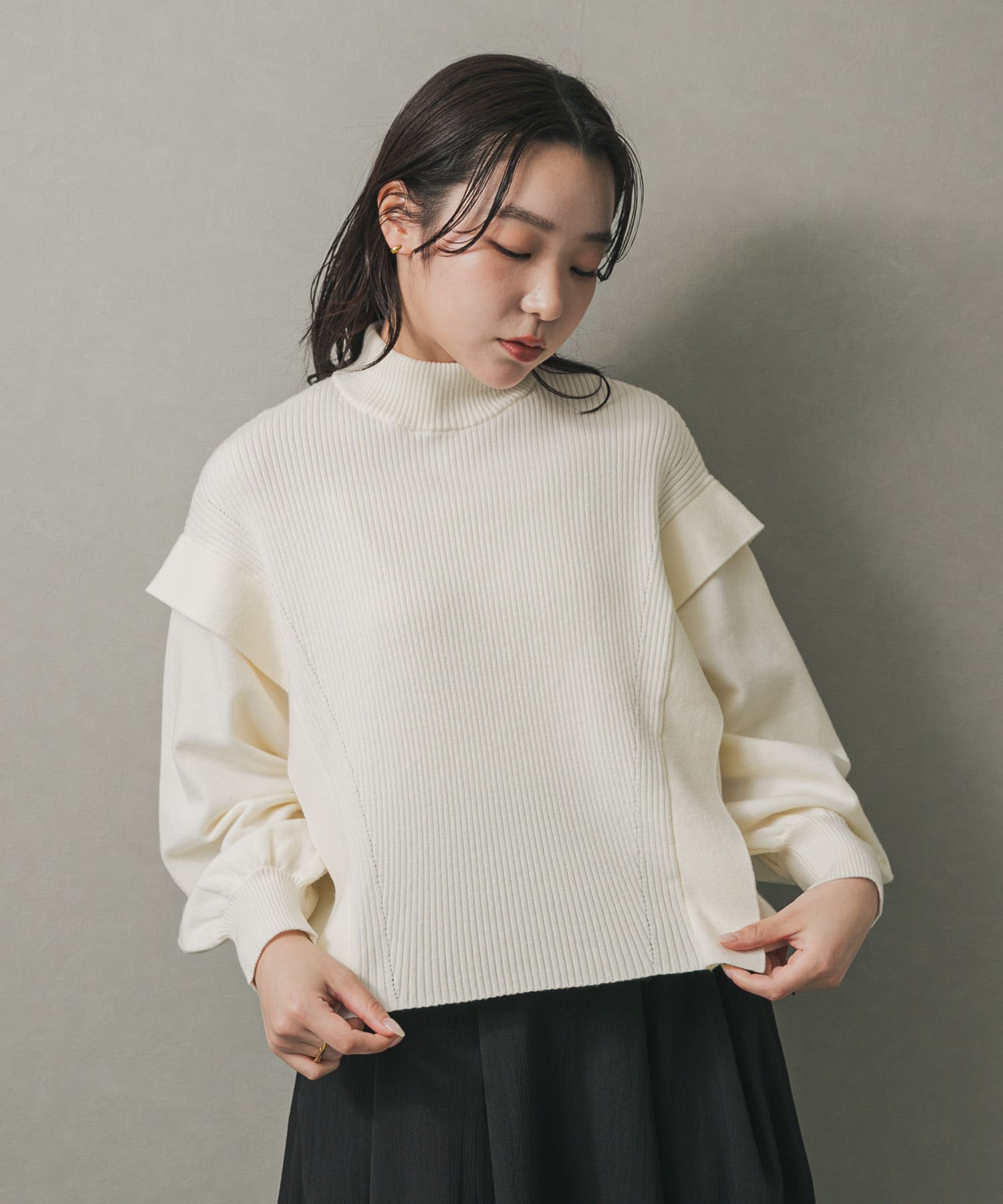 OFF WHITE
