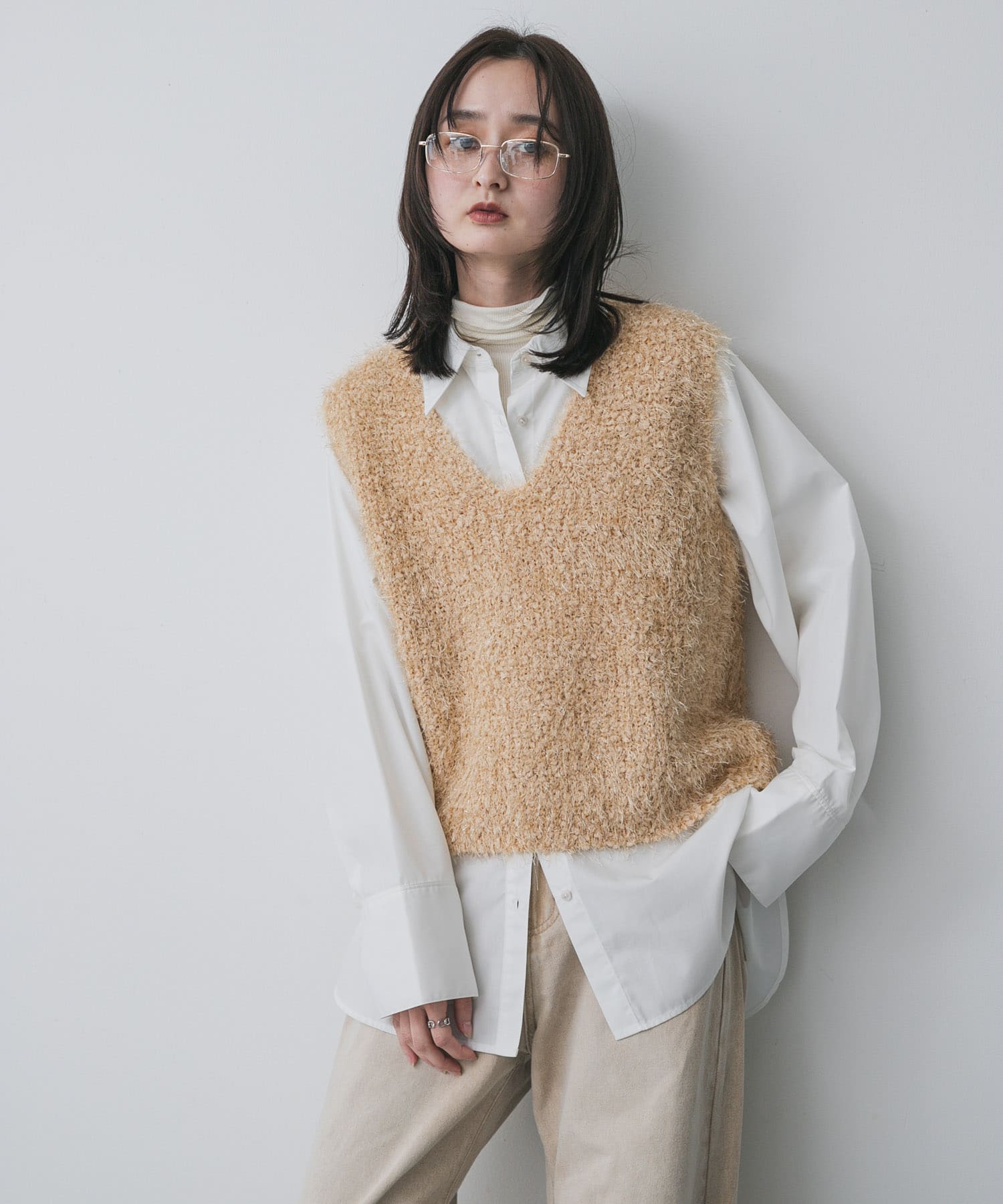 Y.BEIGE