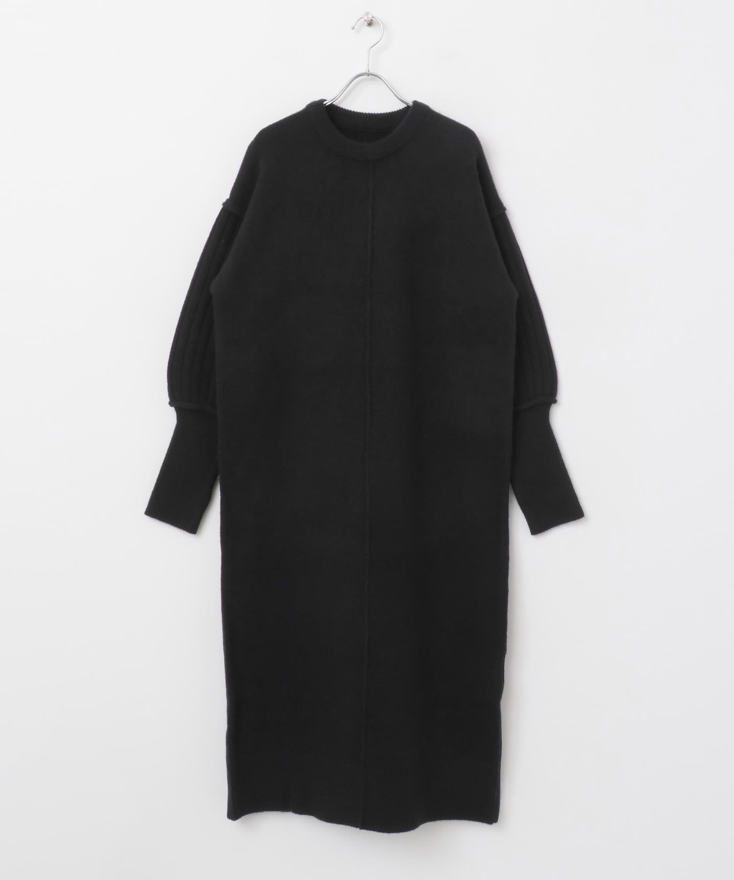 センターシームサムホールニットワンピース