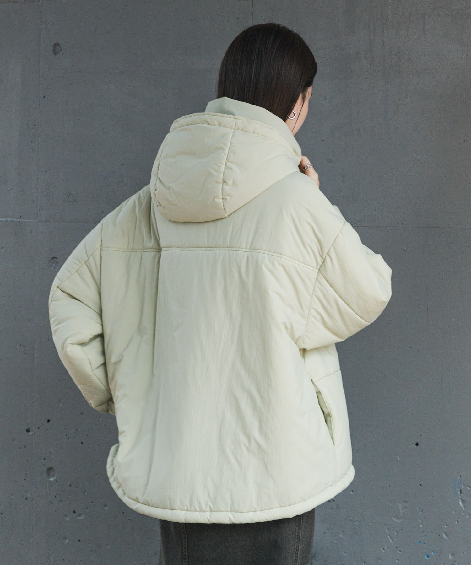 Y.BEIGE