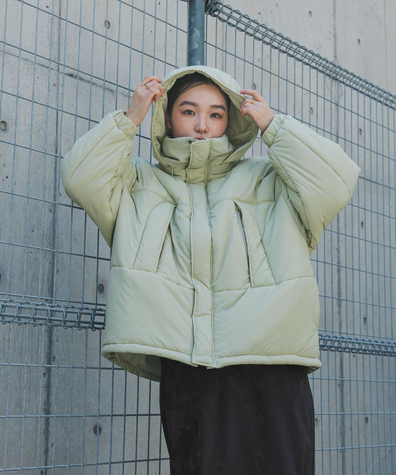 Y.BEIGE