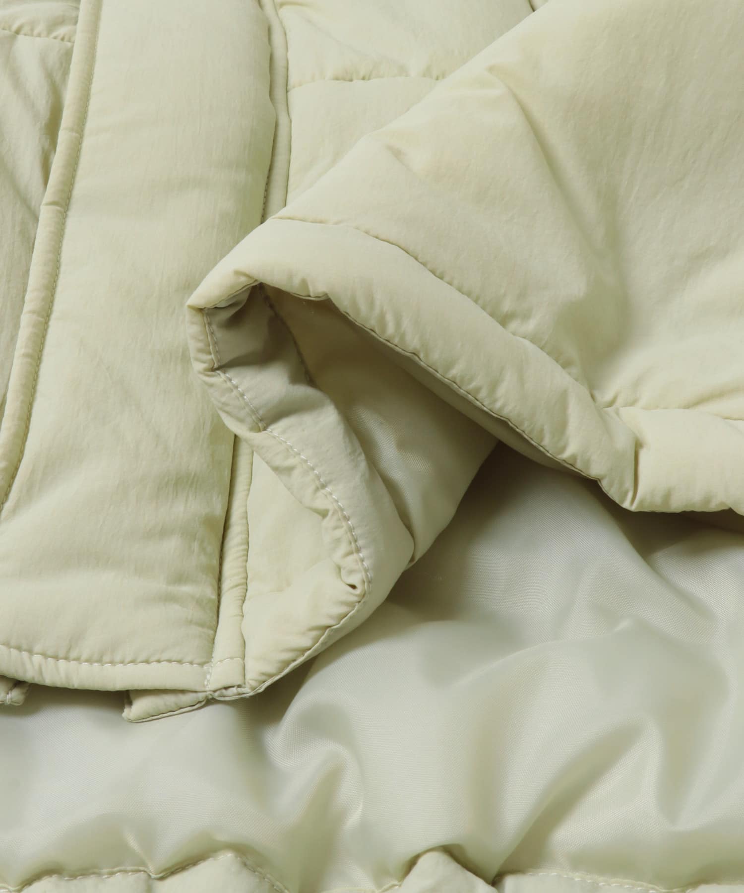Y.BEIGE