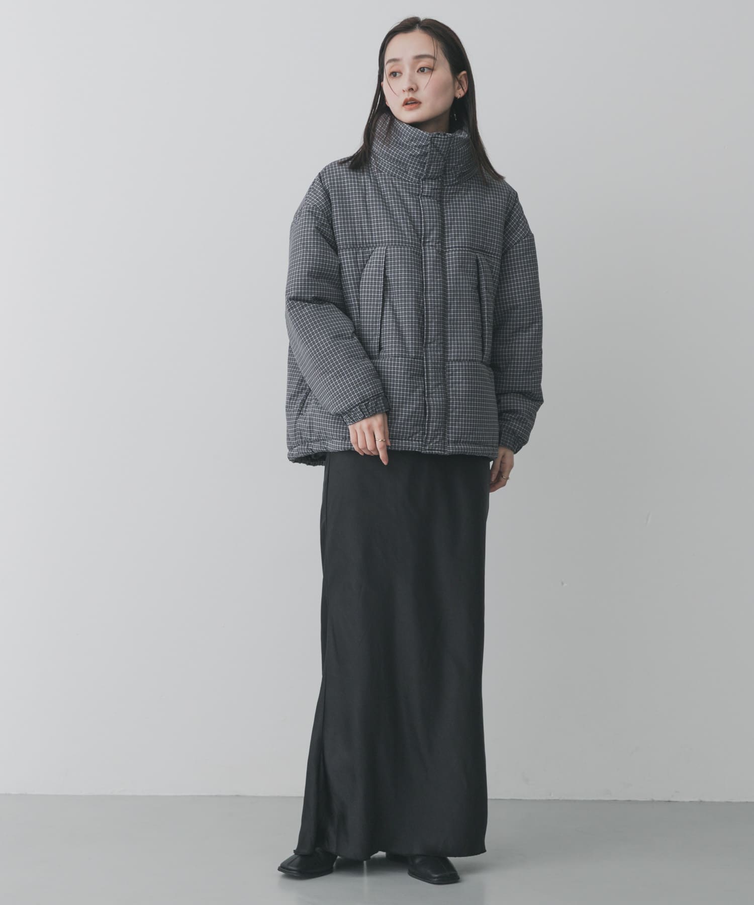 BLK×GRY