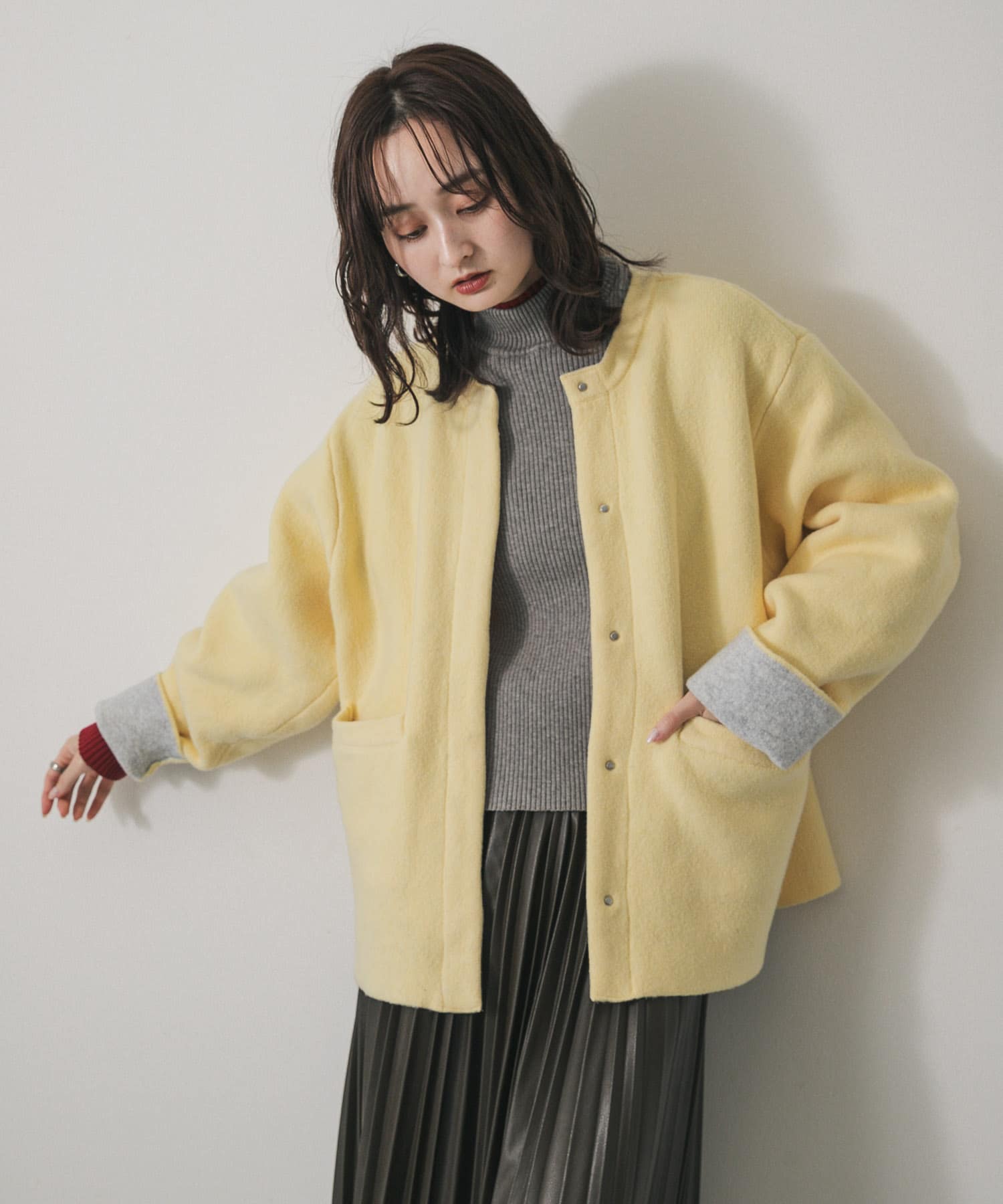 バイカラーニットコート