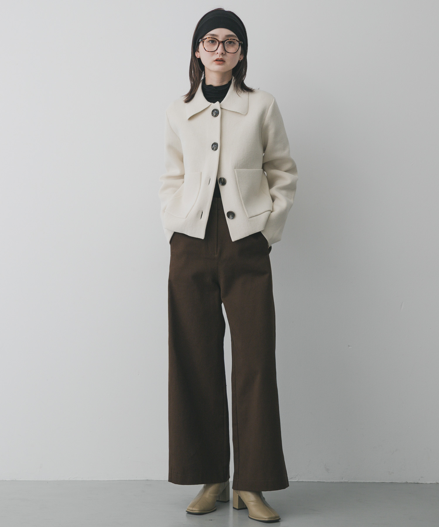 スクエアトウセンターシームストレッチブーツ BEIGE S