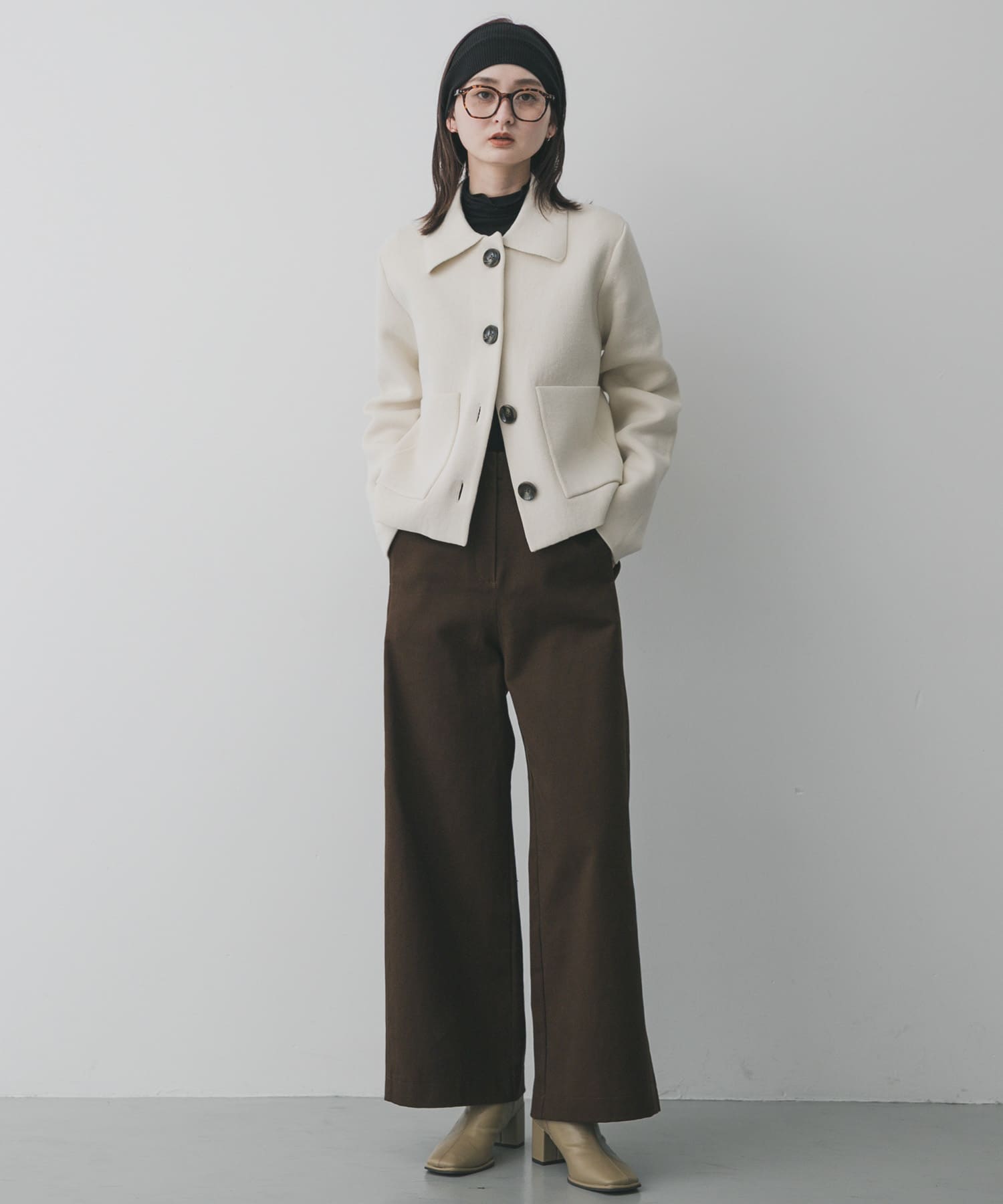 スクエアトウセンターシームストレッチブーツ BEIGE S