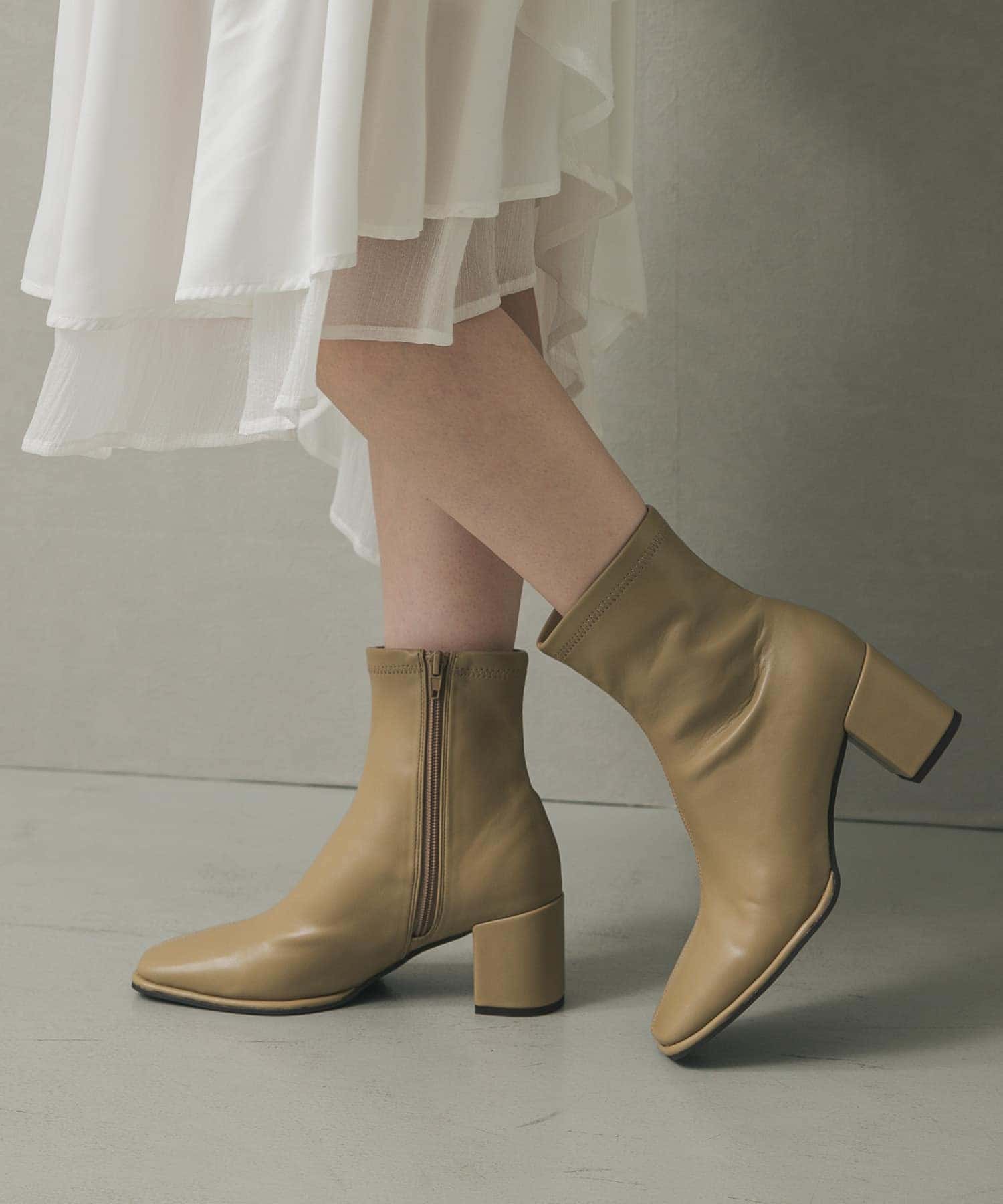 スクエアトウセンターシームストレッチブーツ BEIGE M