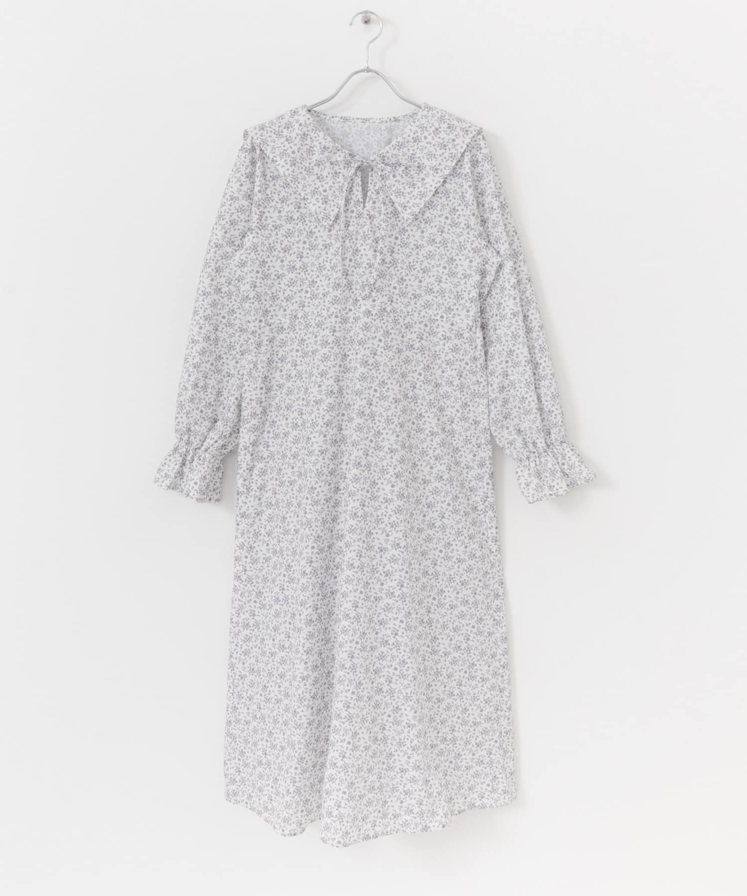 花柄セーラーカラーロングワンピース LILAC one