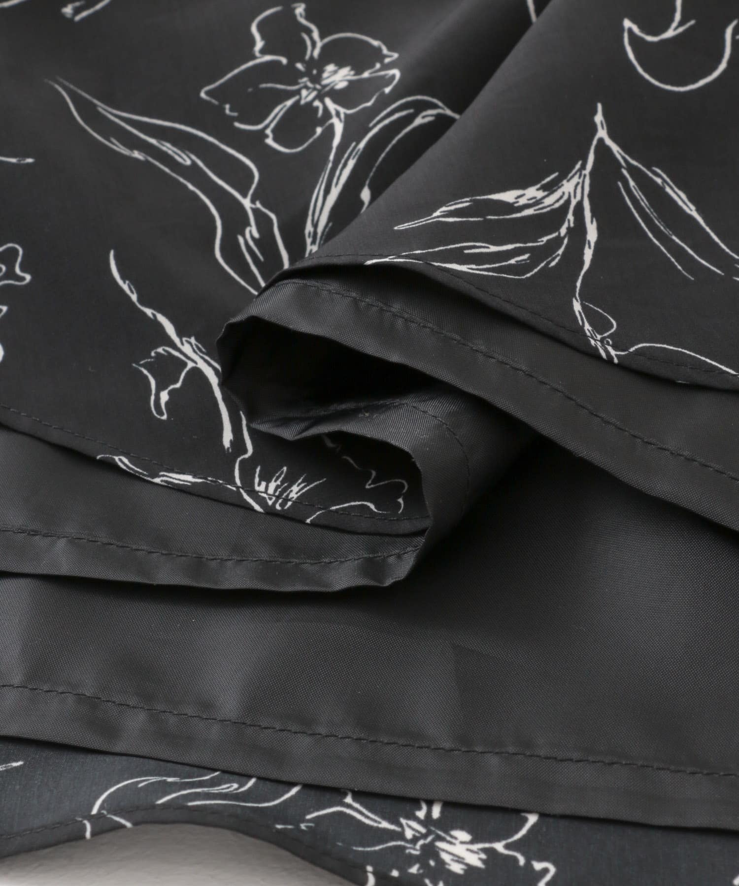 フラワープリントフリルスカート BLACK S