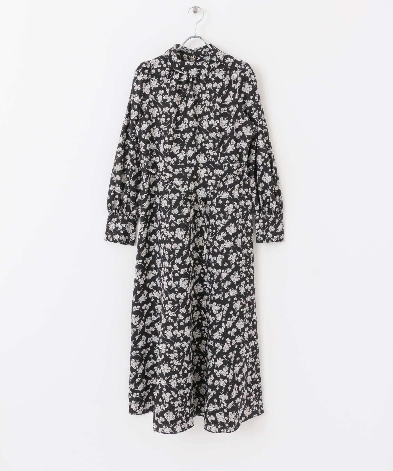 BLK×O.WHT