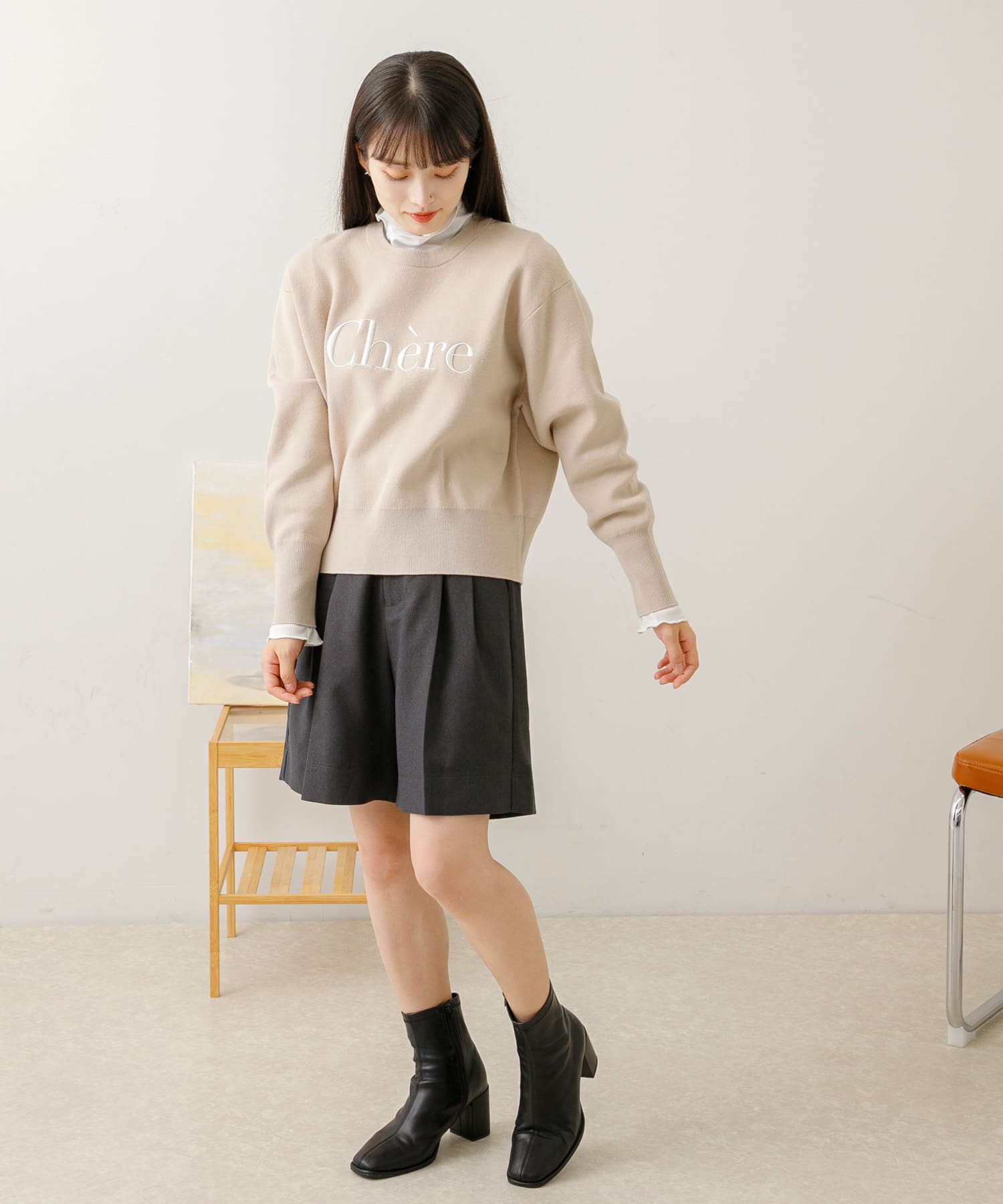 BEIGE