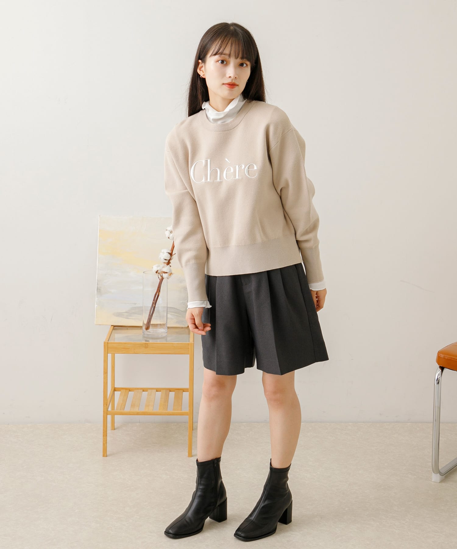 BEIGE