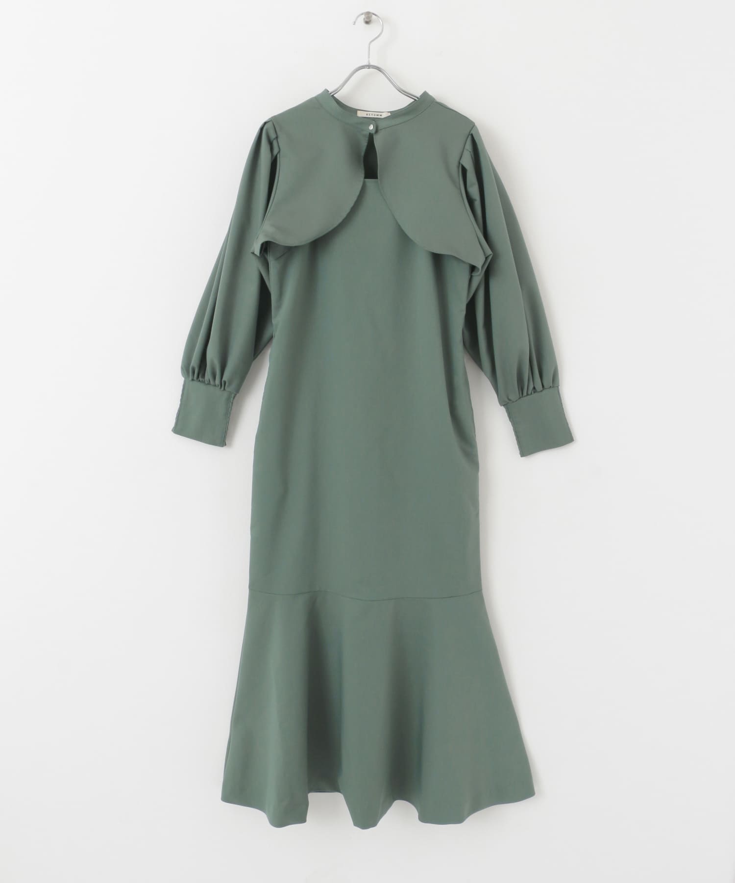 GREEN
