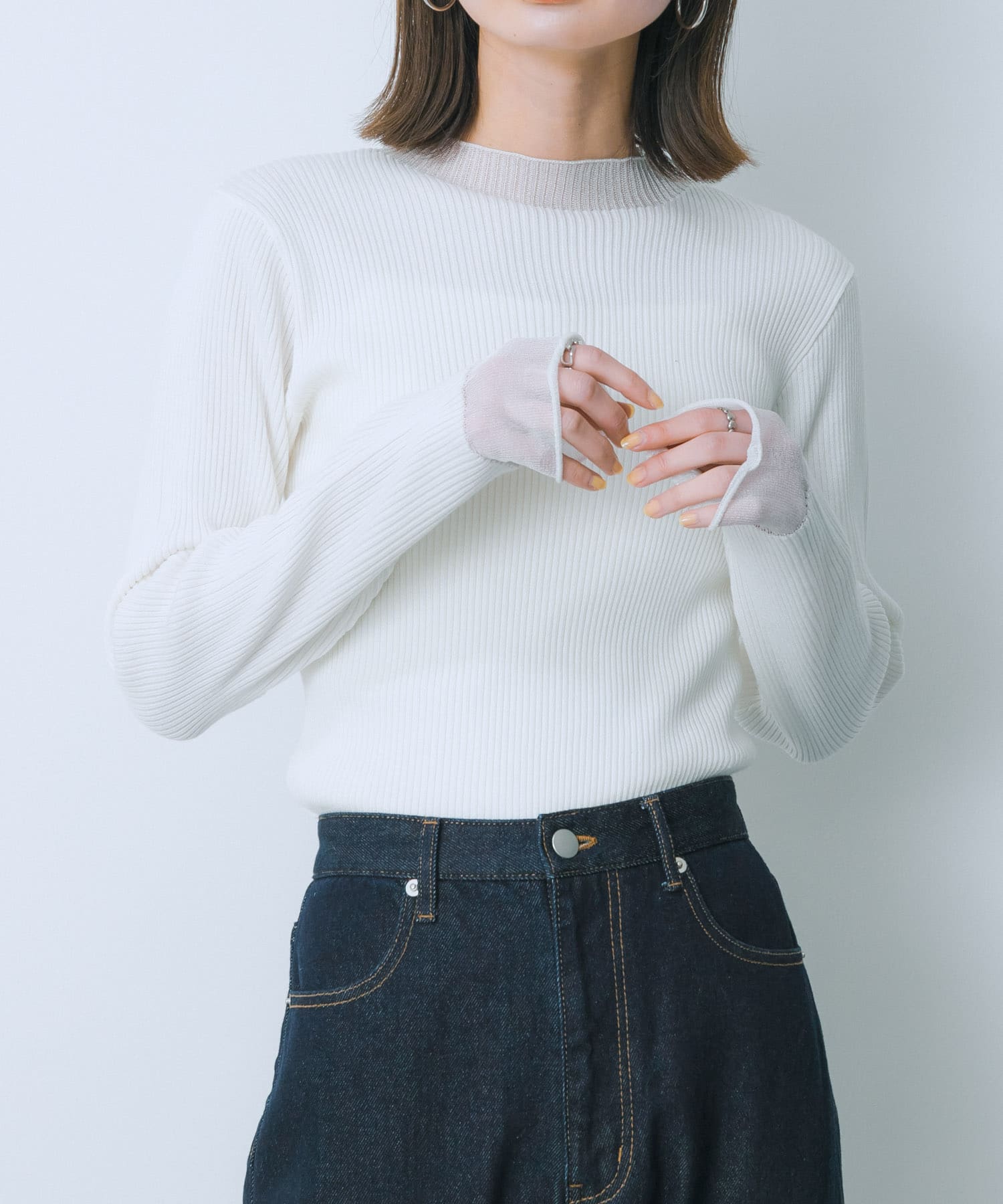 OFF WHITE