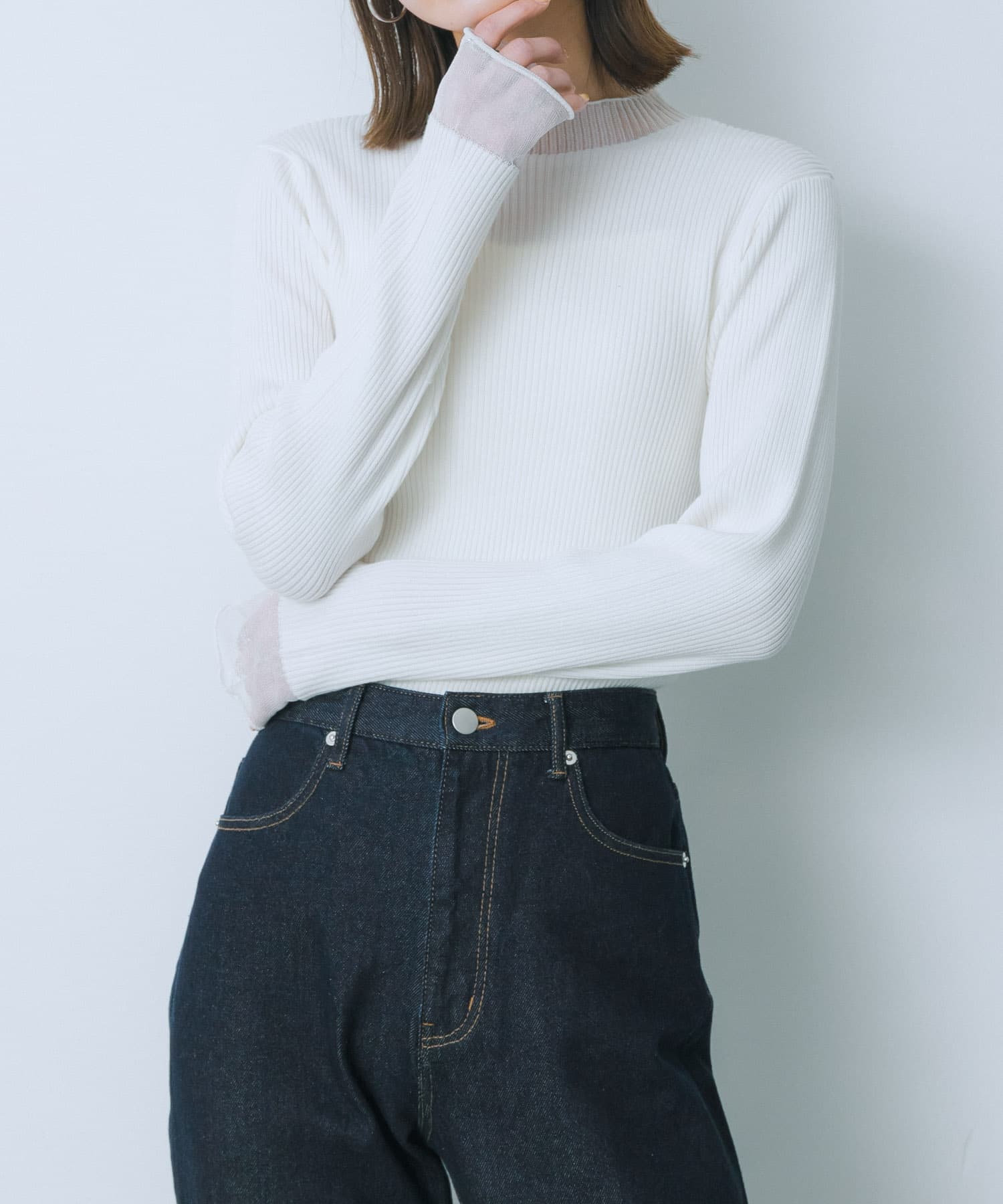 OFF WHITE