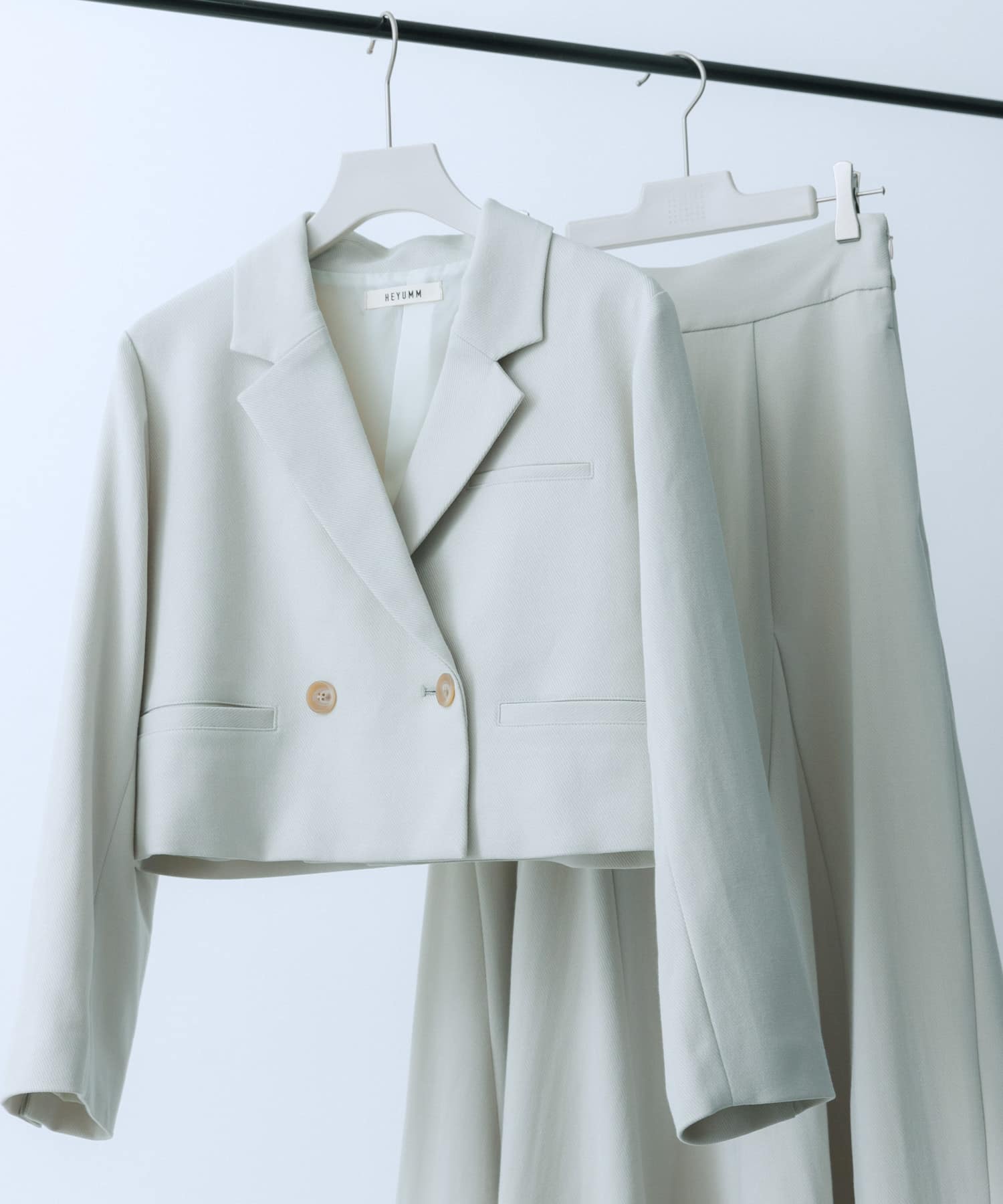 ショートテーラードジャケット IVORY one