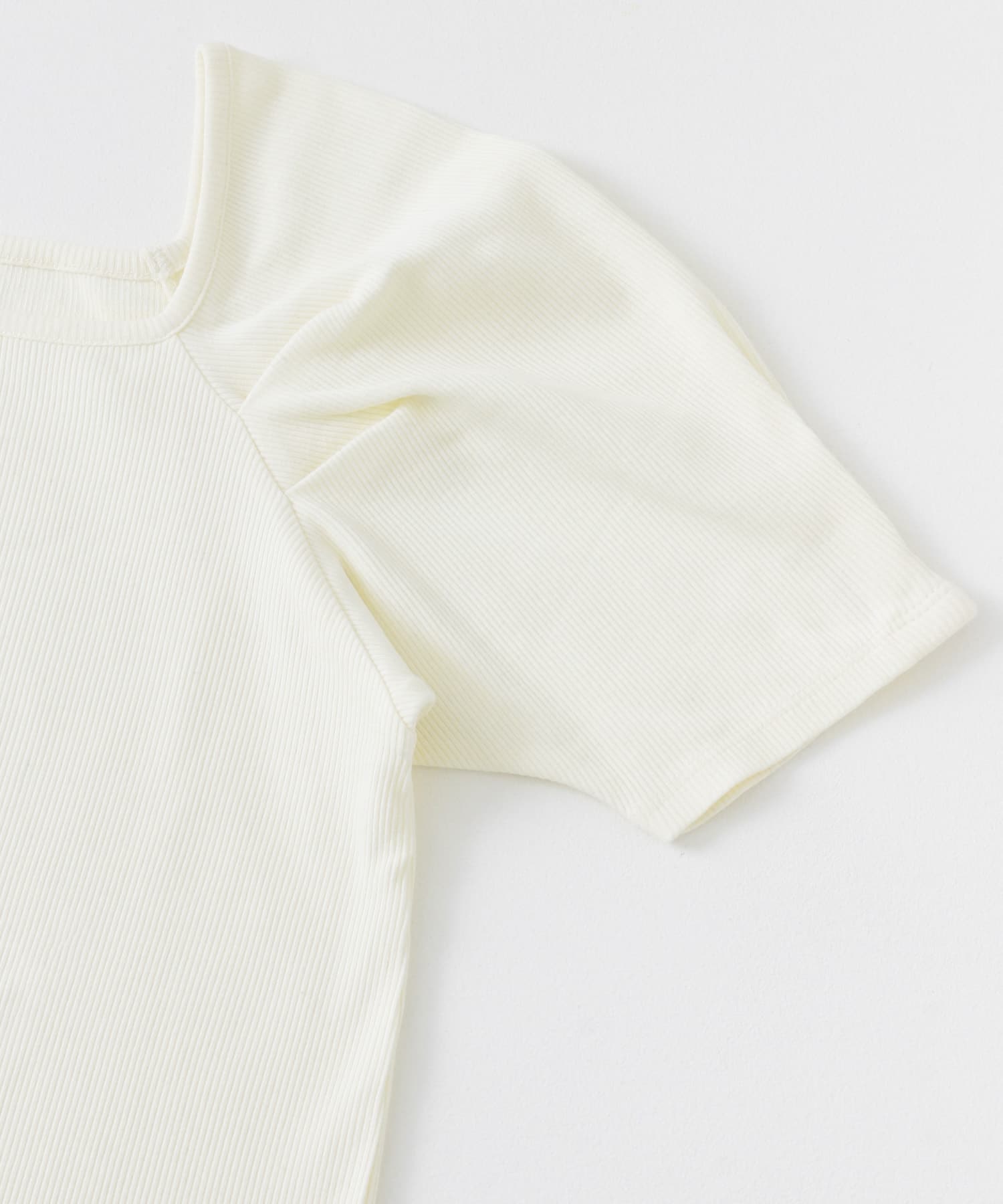 タックボリュームスリーブカットソー IVORY one