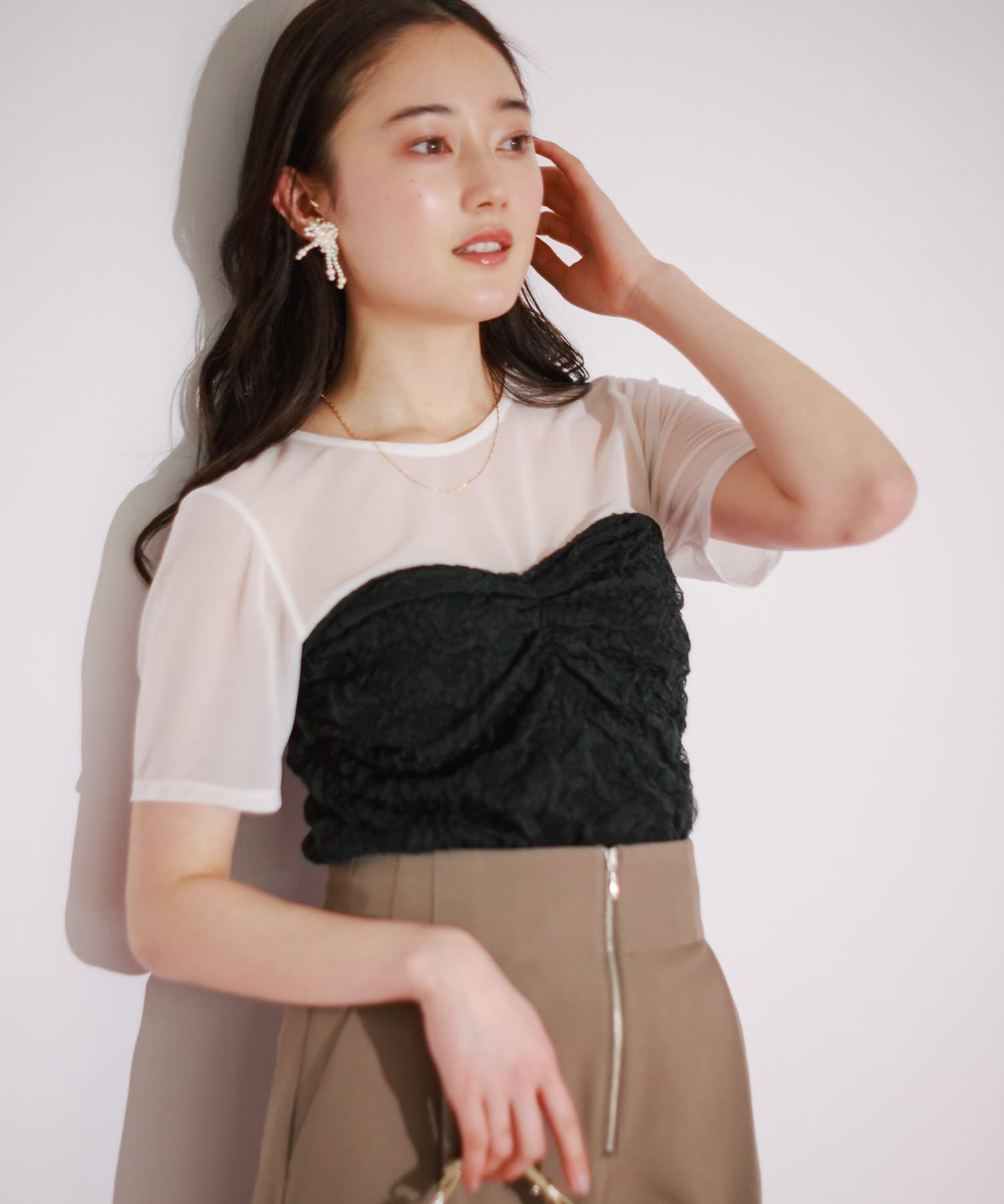 O.WHT×BLK