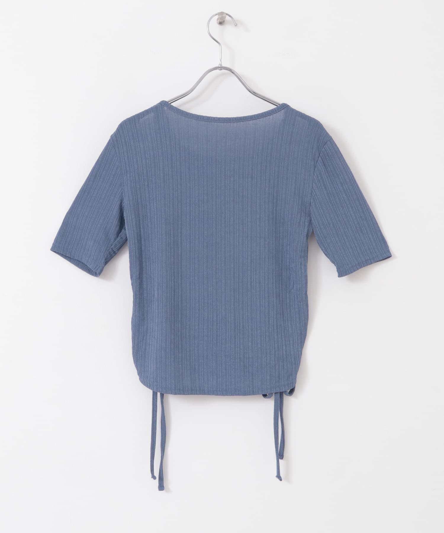 カットアウトシャーリングトップ(5分袖) BLUE one