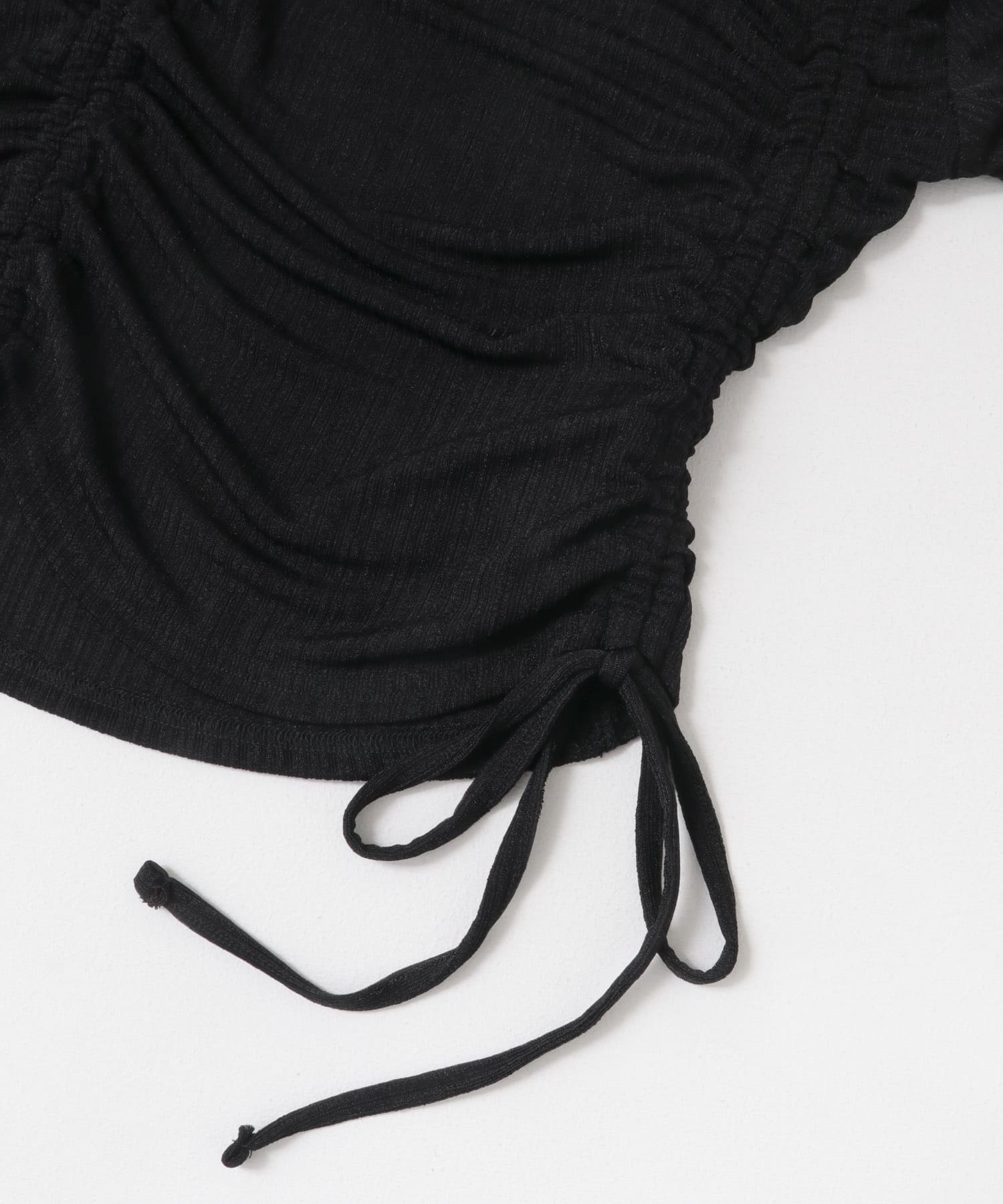 カットアウトシャーリングトップ(5分袖) BLACK one