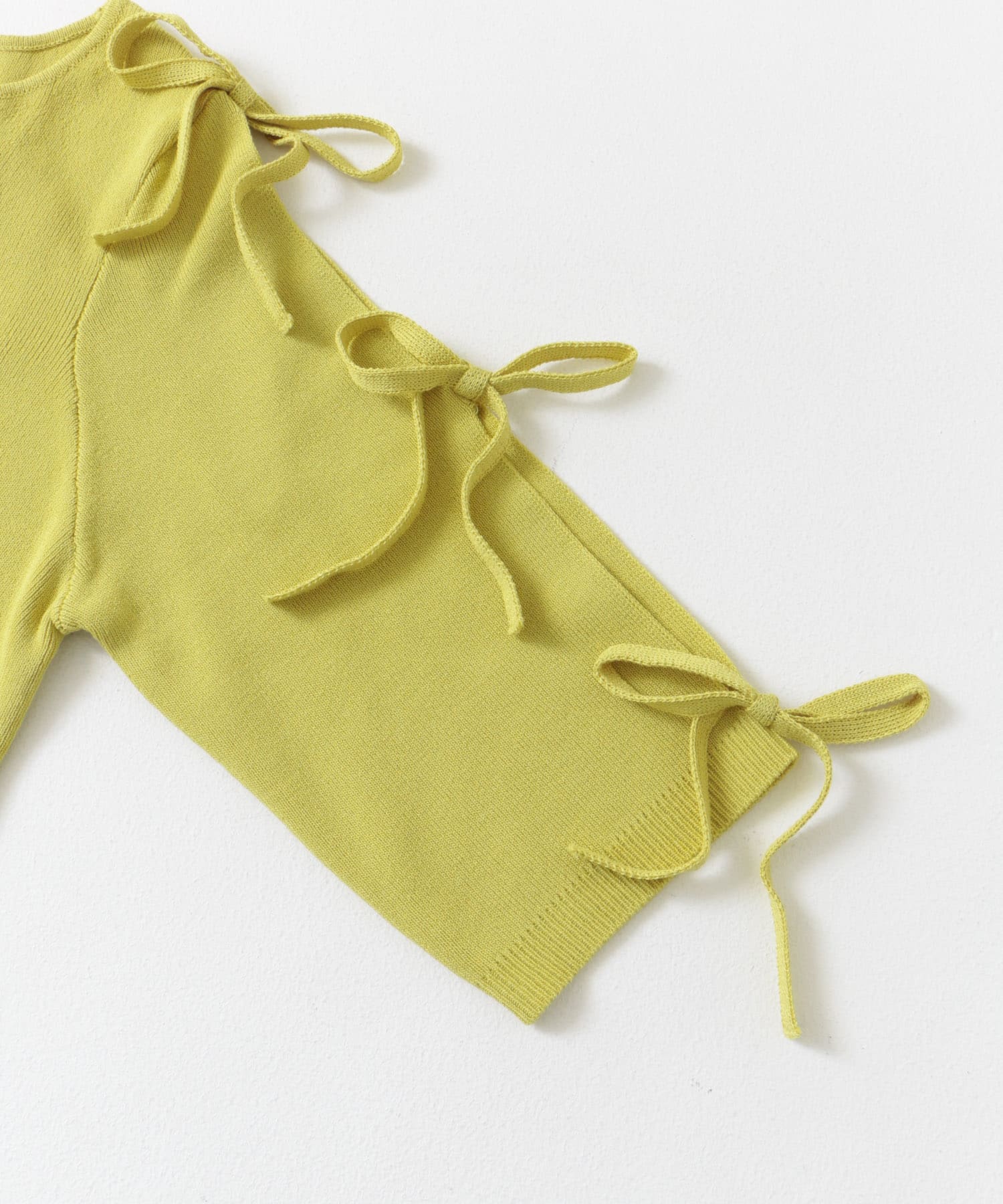 リボンスリットスリーブセーター(5分袖) YELLOW one