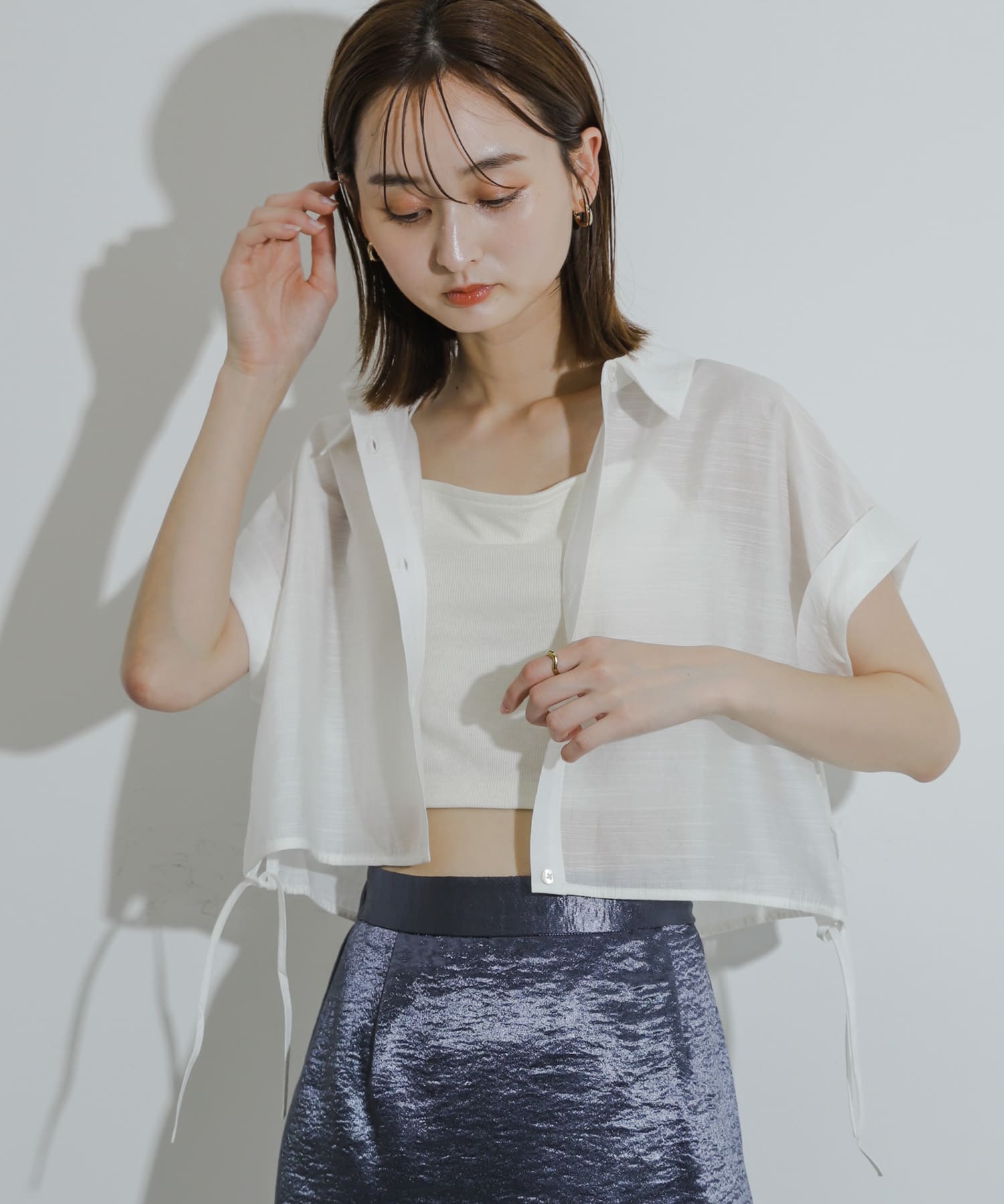 OFF WHITE