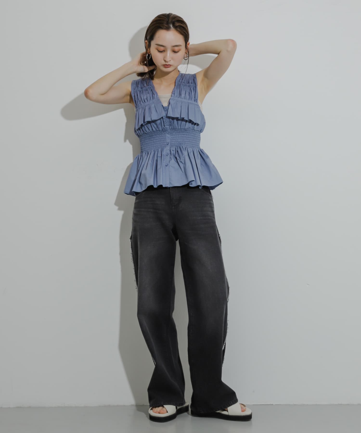 身長：169cm サイズ：one