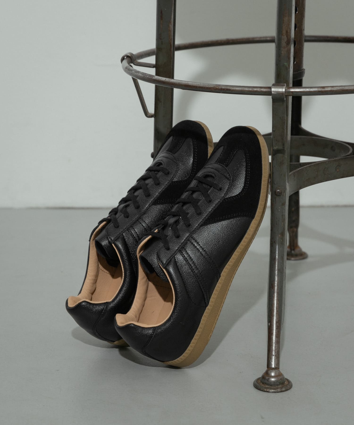 GERMAN TRAINER　GERMAN TRAINER BLACK 41
