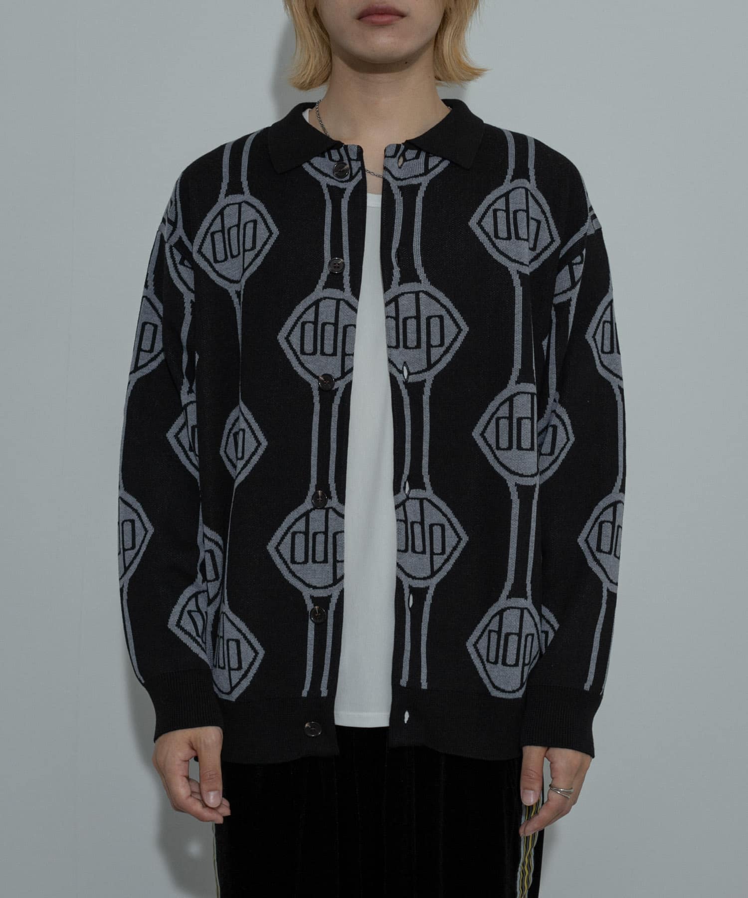 DDP　LOGO KNIT CARDIGAN A