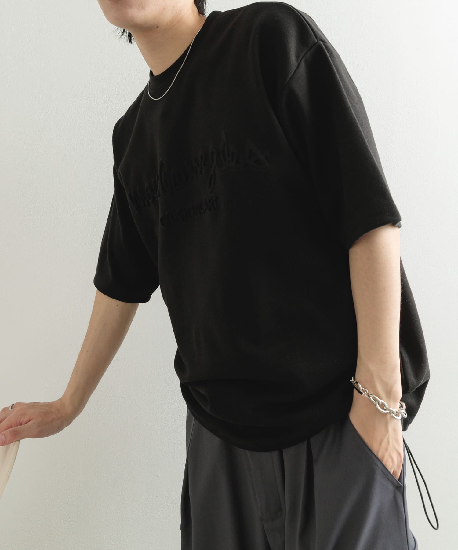 WEB限定』Mark Gonzales プリントクルーネックドローコードTシャツ(M