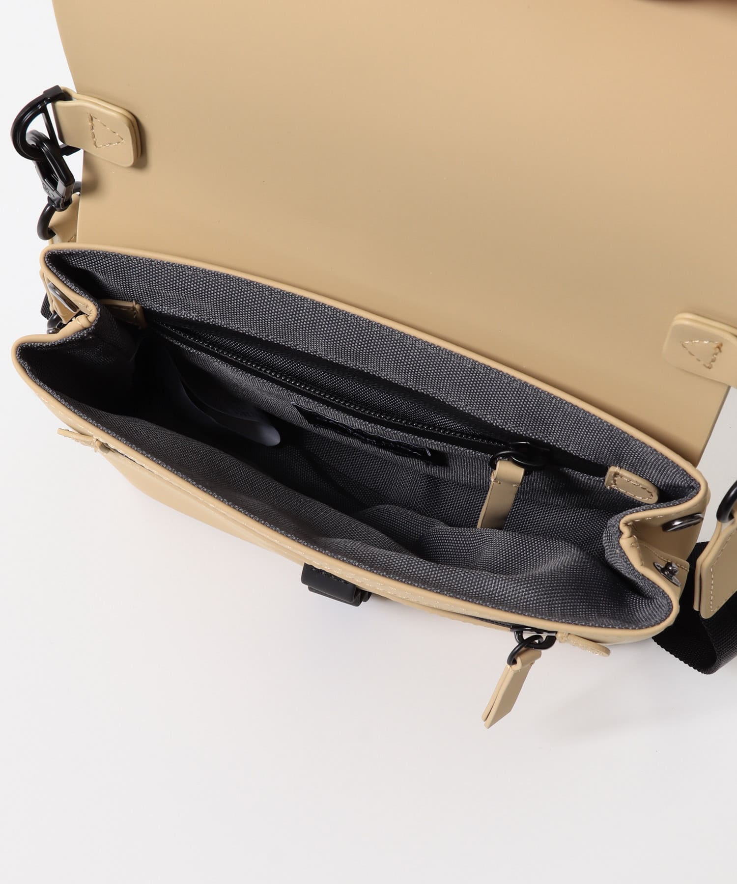 GASTON LUGA　Splash Crossbody Bag LATTE one
