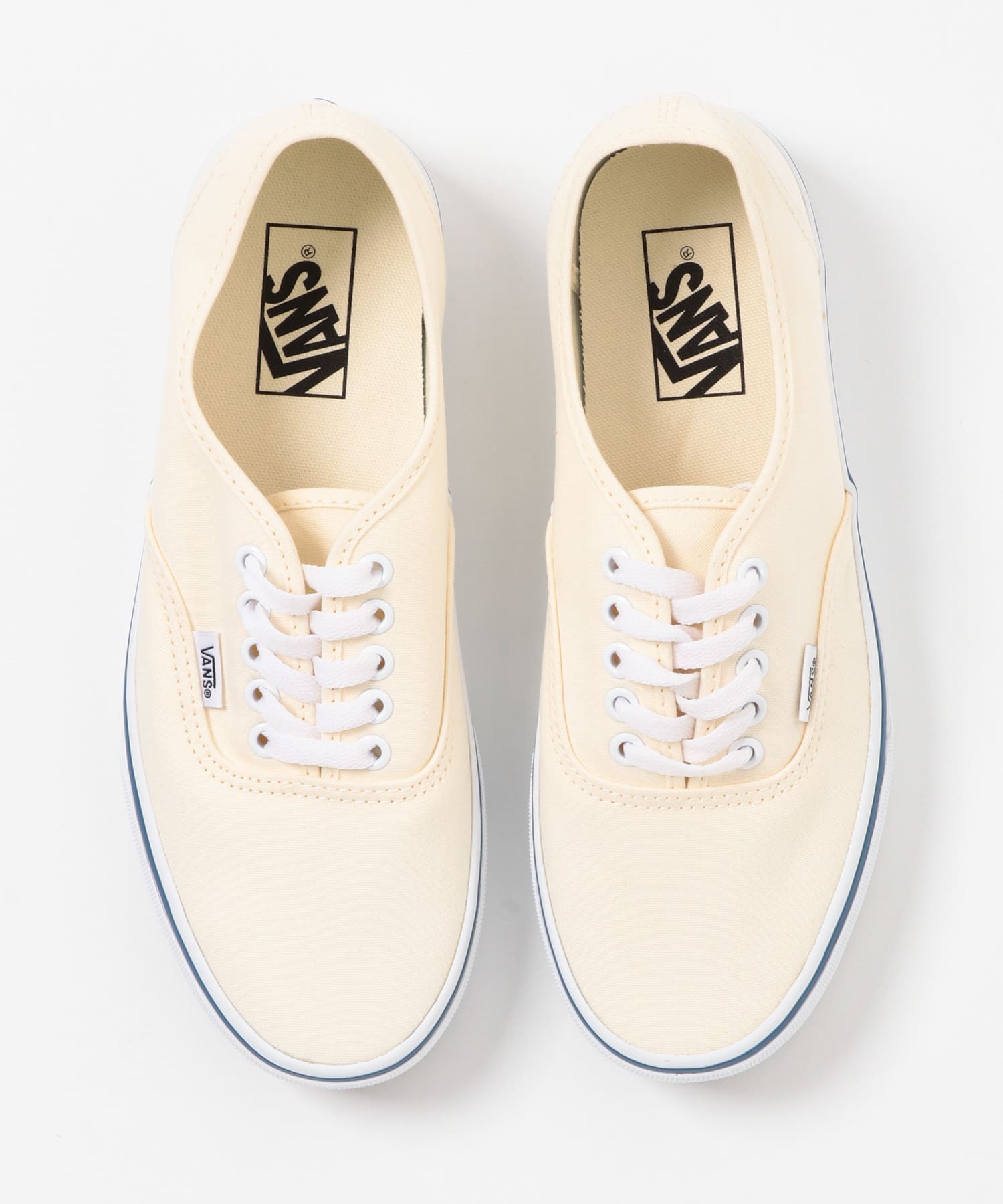 VANS　UA Authentic WHITE 26