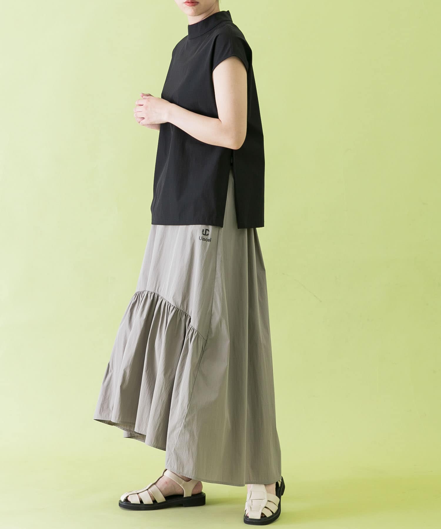 GRAY