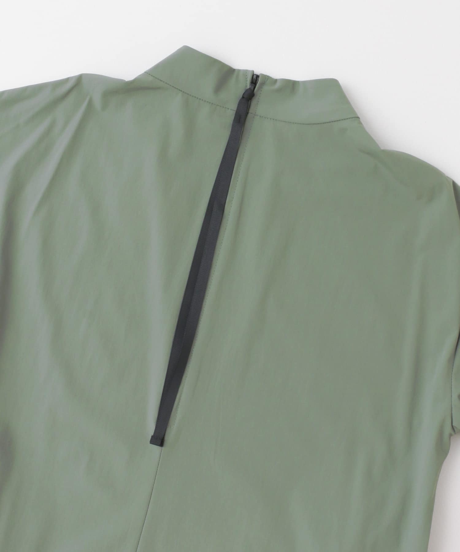 Uiscel　4WAYストレッチテントラインワンピース OLIVE one