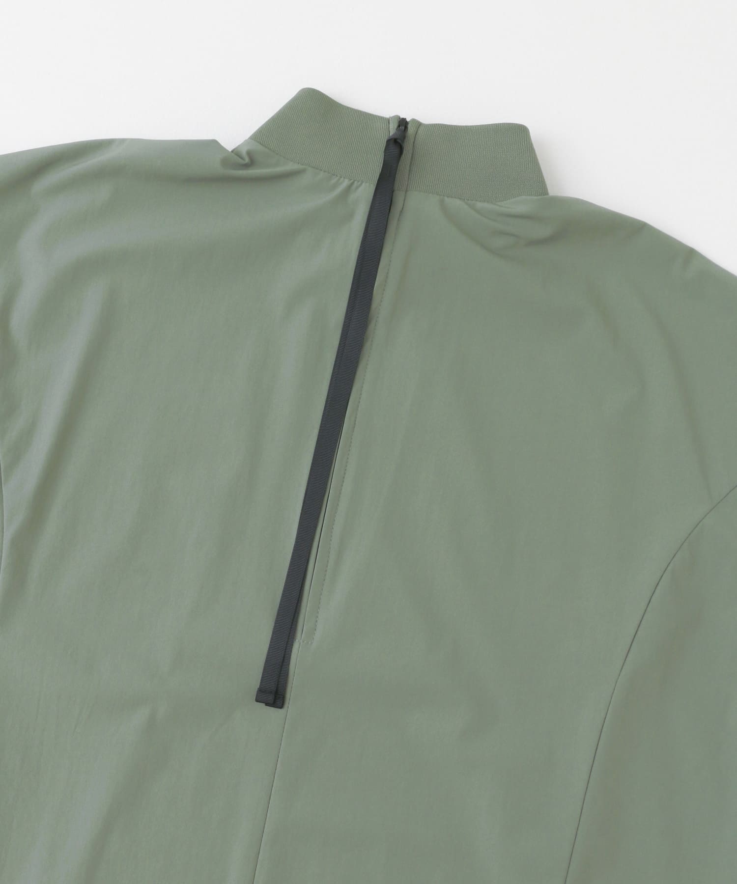 Uiscel　4WAYストレッチハイネックワンピース OLIVE one