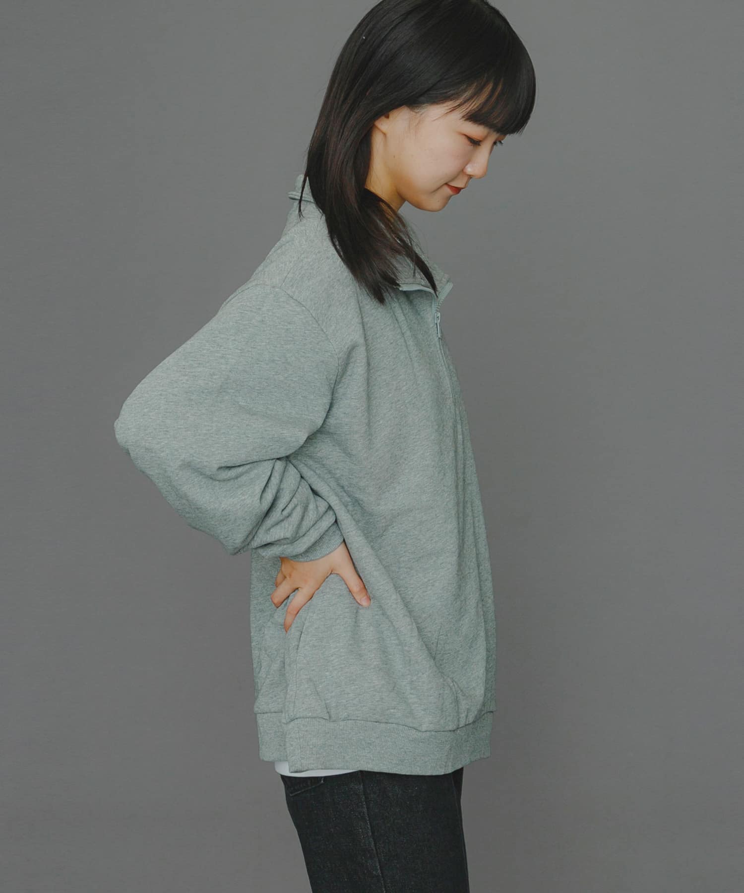 TOP GRAY