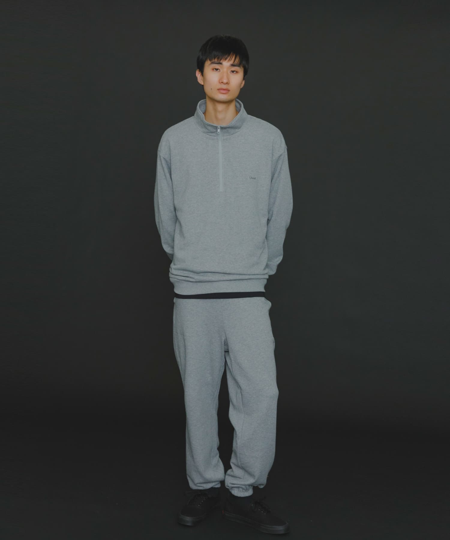 TOP GRAY