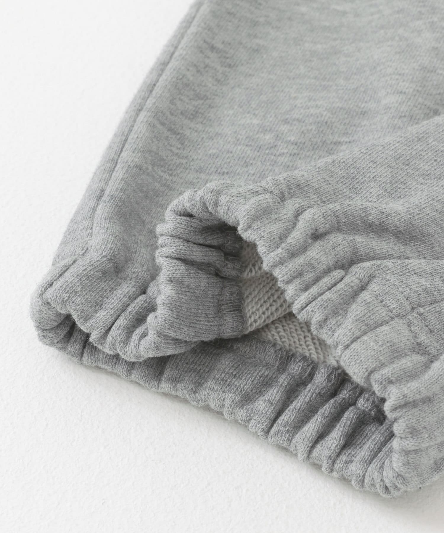TOP GRAY