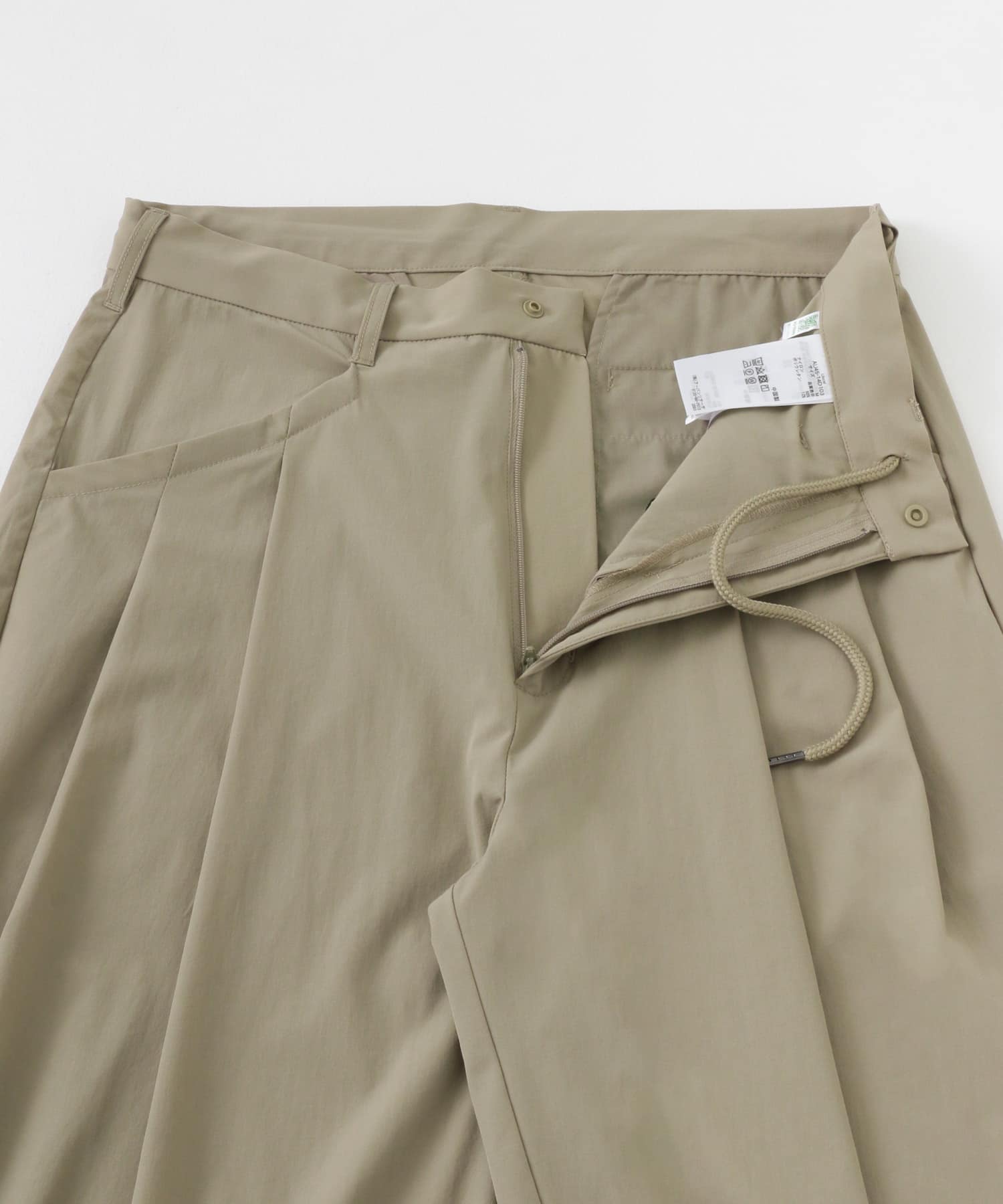 Uiscel　4WAYストレッチ2タックワイドパンツ BEIGE M