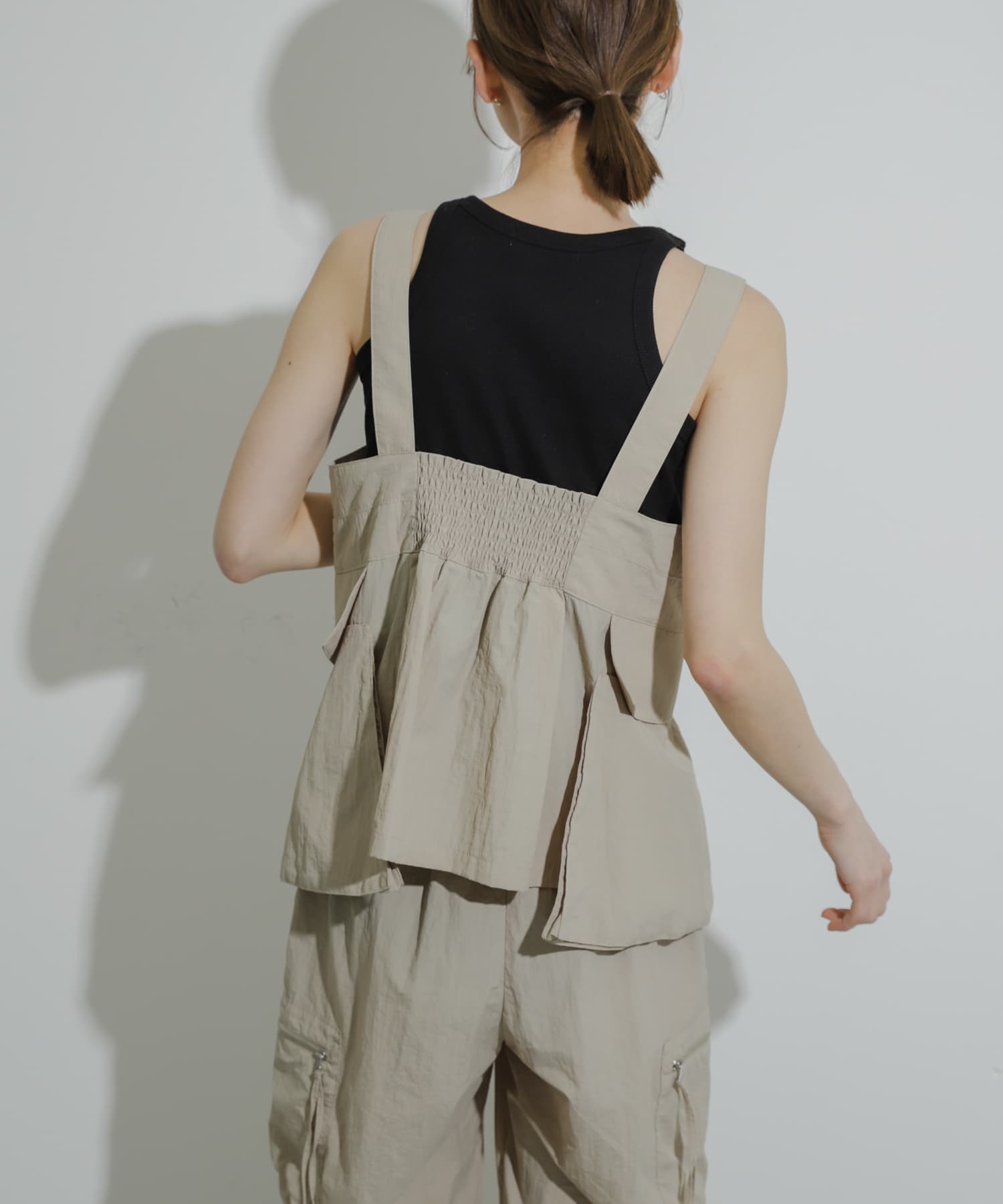 身長：169cm サイズ：one