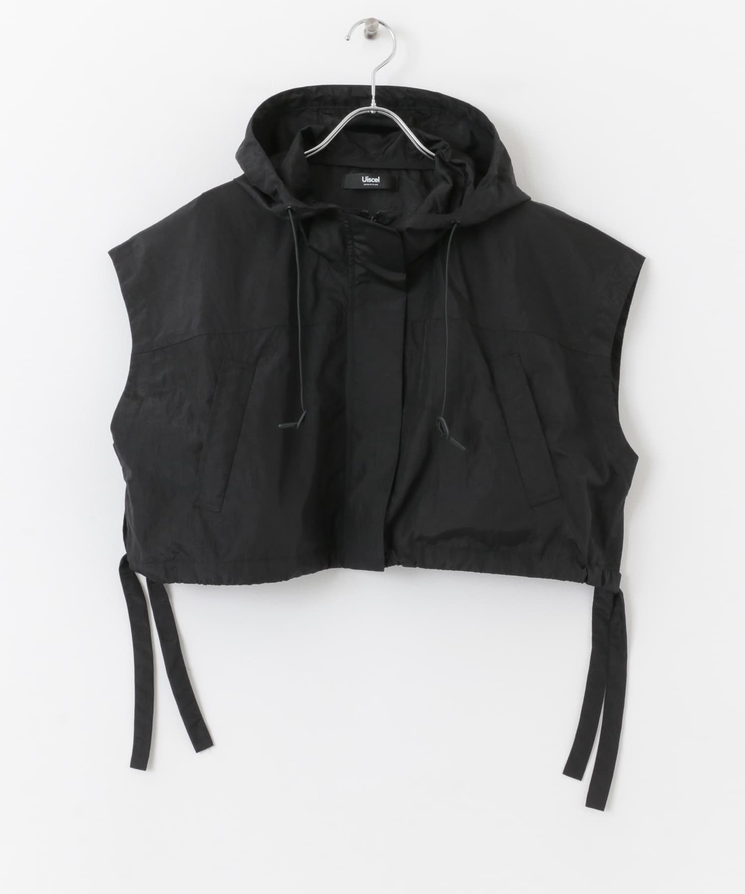 Uiscel　ナイロンクロップドパーカー BLACK one