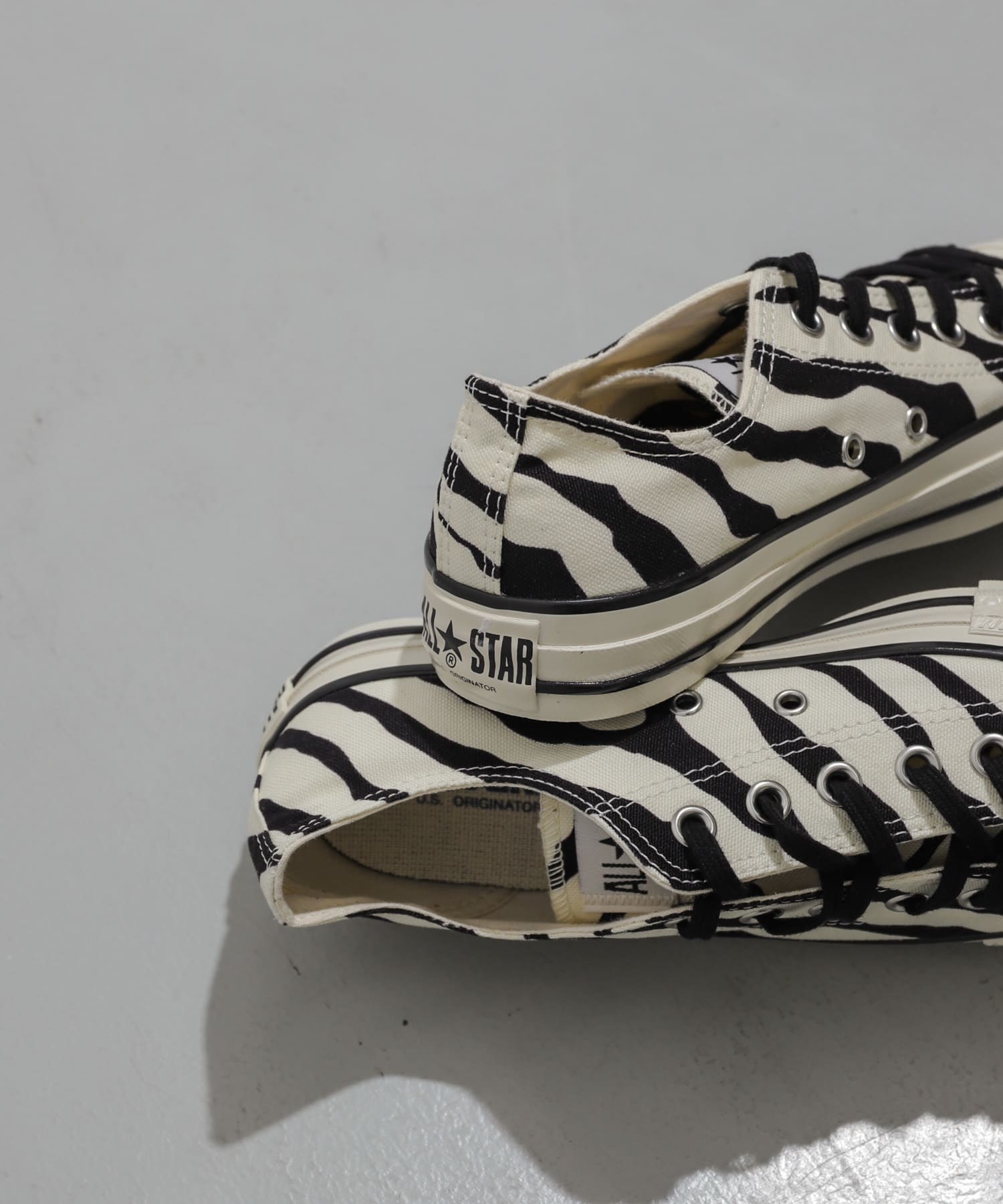 『WEB限定』CONVERSEALL　ALL STAR US ZEBRA OX WHITE 22.5