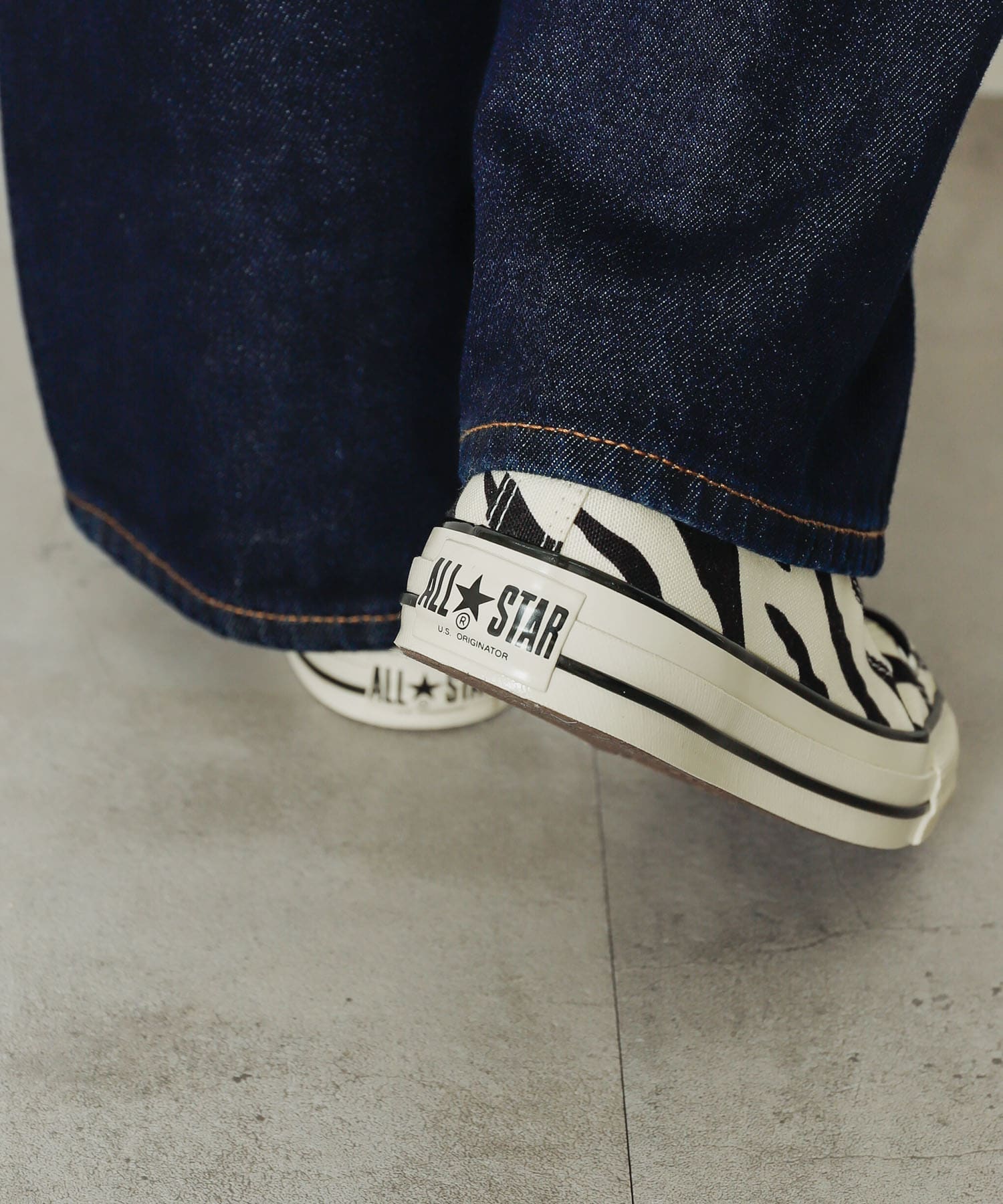 『WEB限定』CONVERSEALL　ALL STAR US ZEBRA OX WHITE 22.5