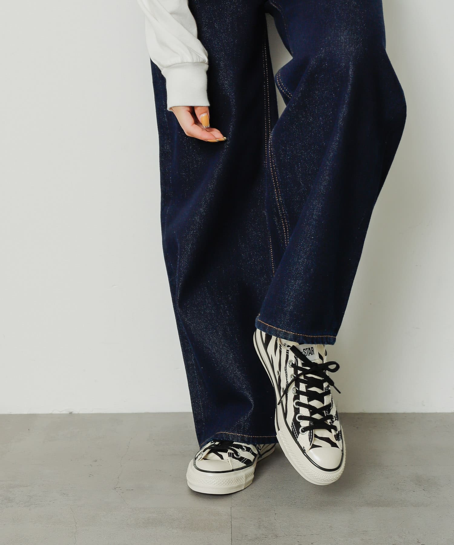 『WEB限定』CONVERSEALL　ALL STAR US ZEBRA OX WHITE 22.5