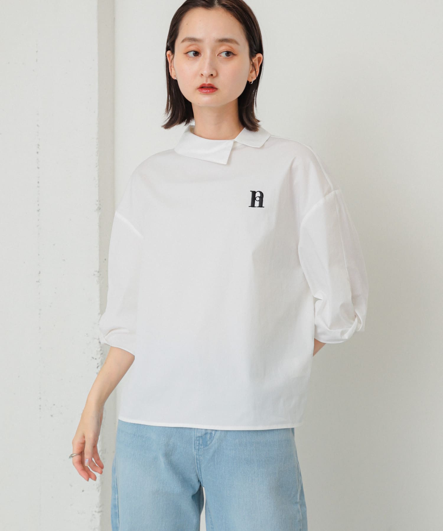 OFF WHITE